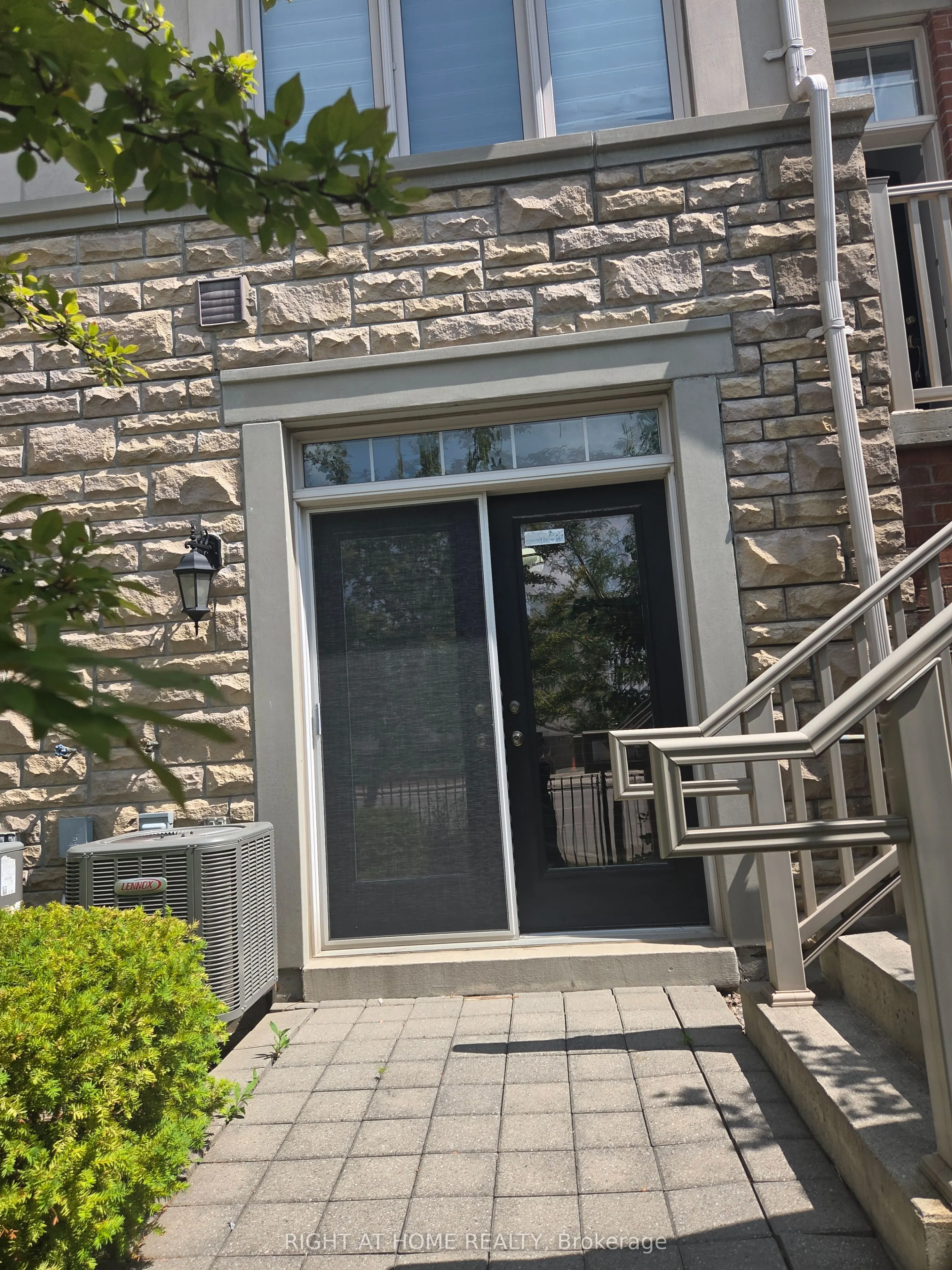 5715 Tenth Line W, #21