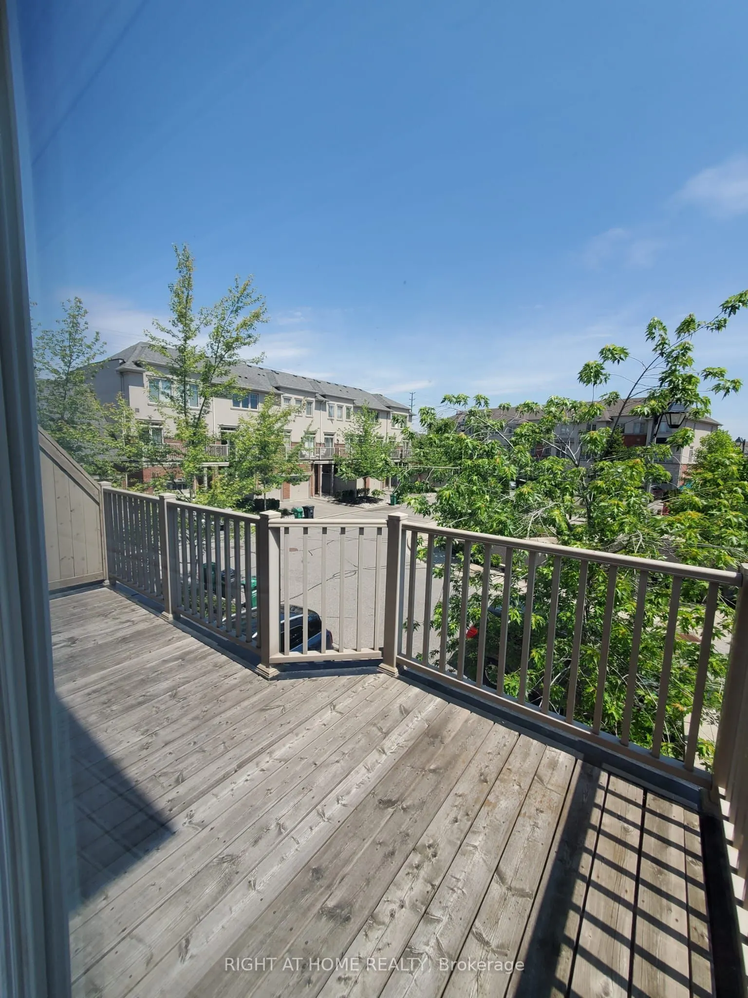 5715 Tenth Line W, #21