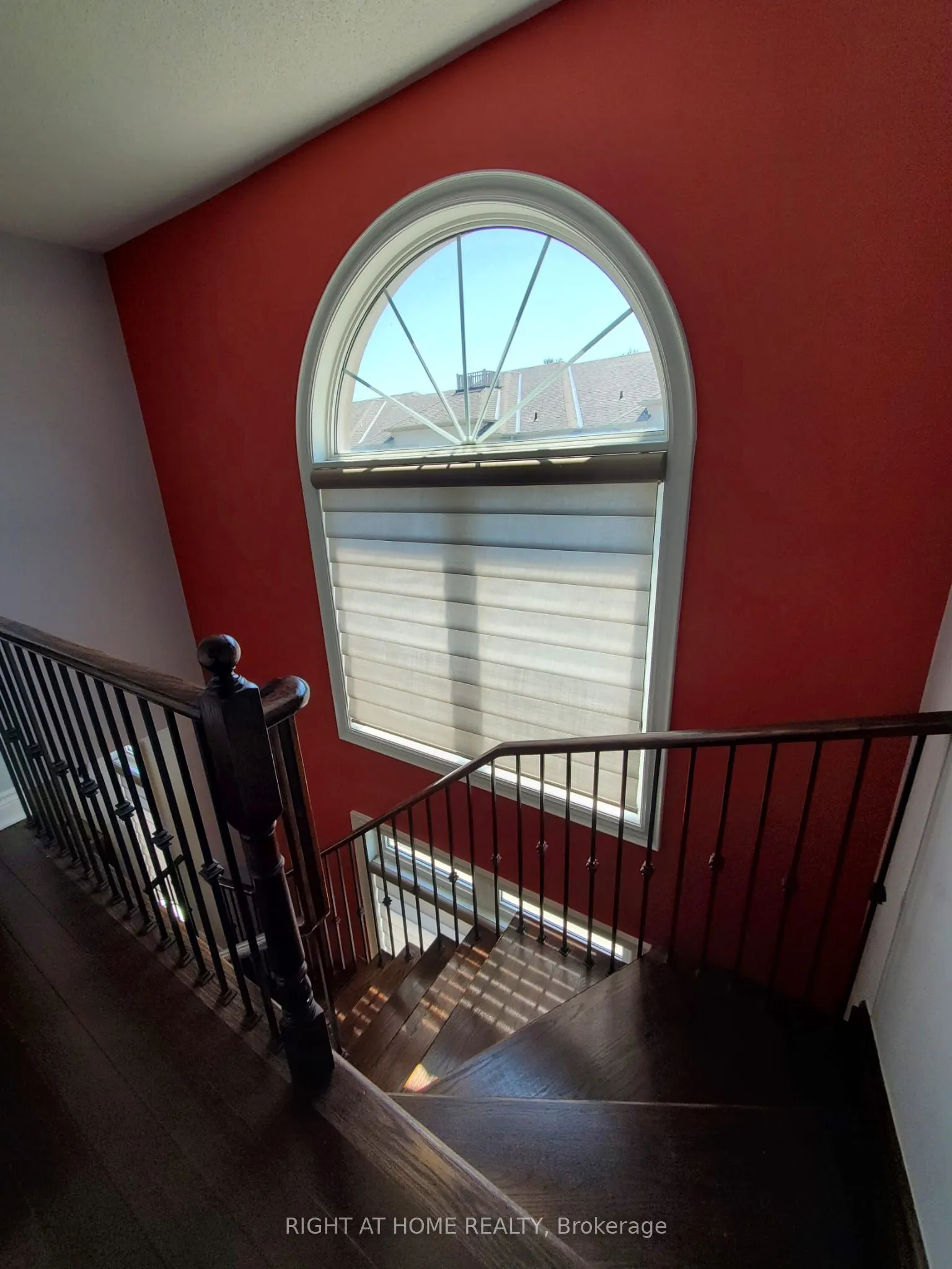 5715 Tenth Line W, #21