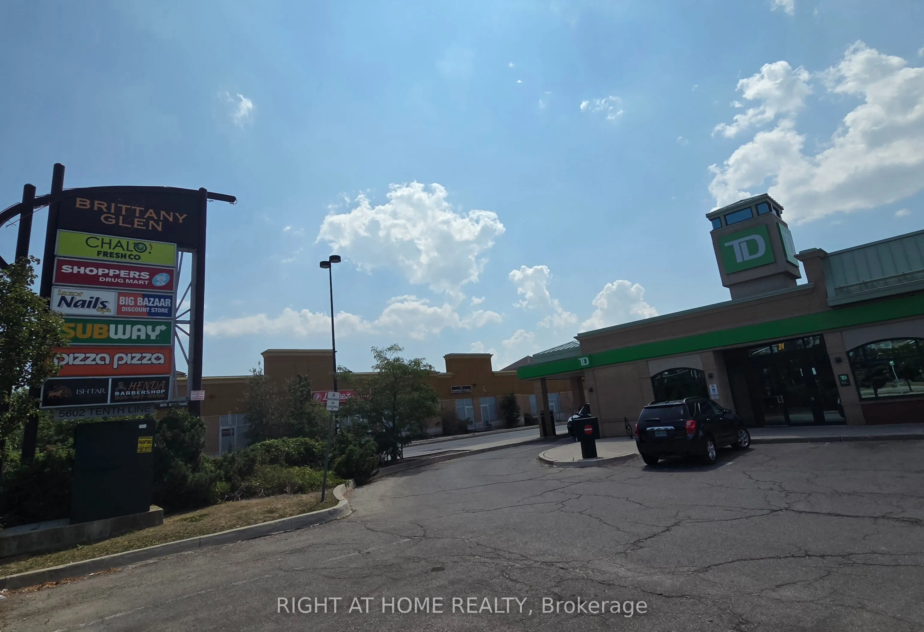 5715 Tenth Line W, #21