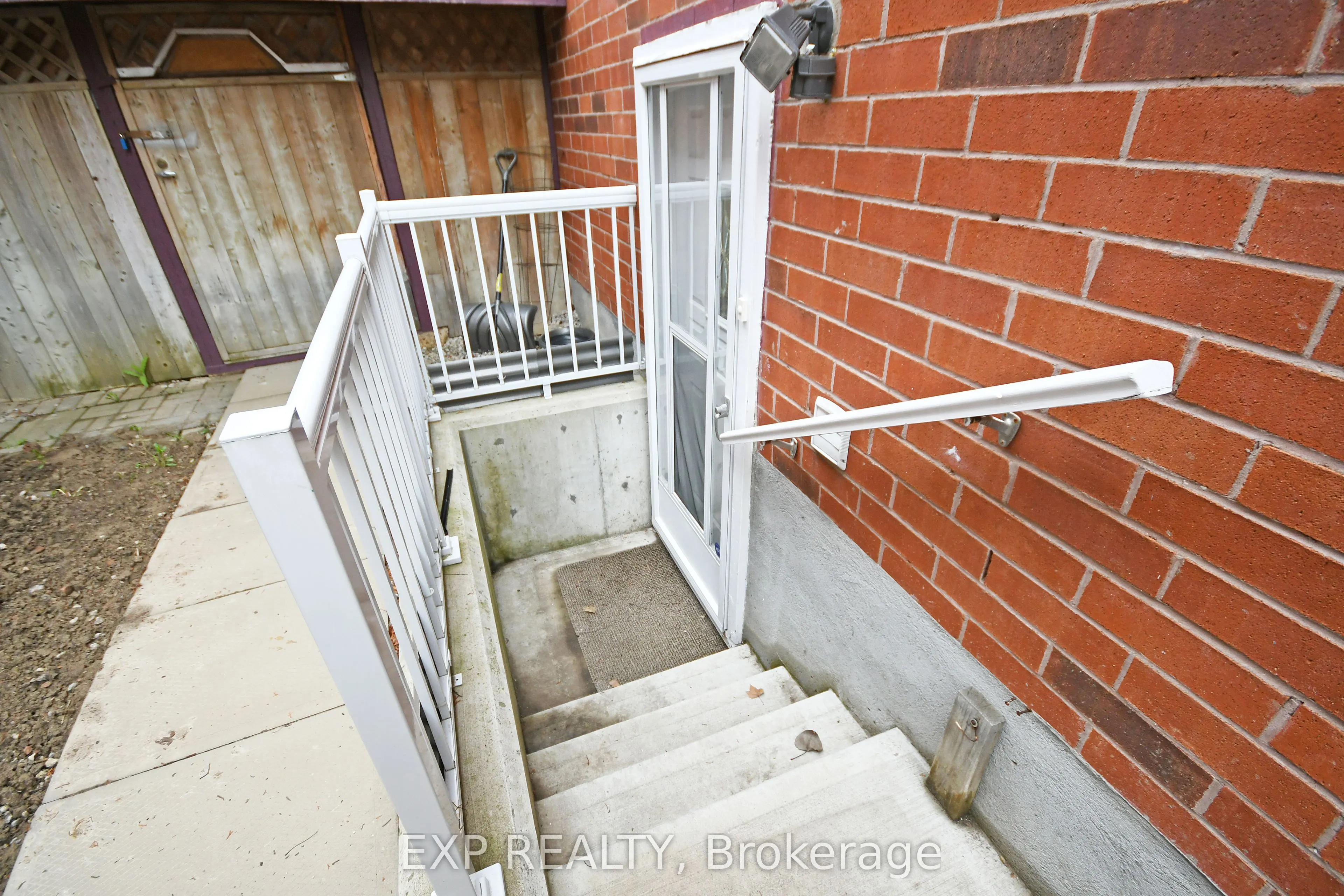 3134 Innisdale Road
