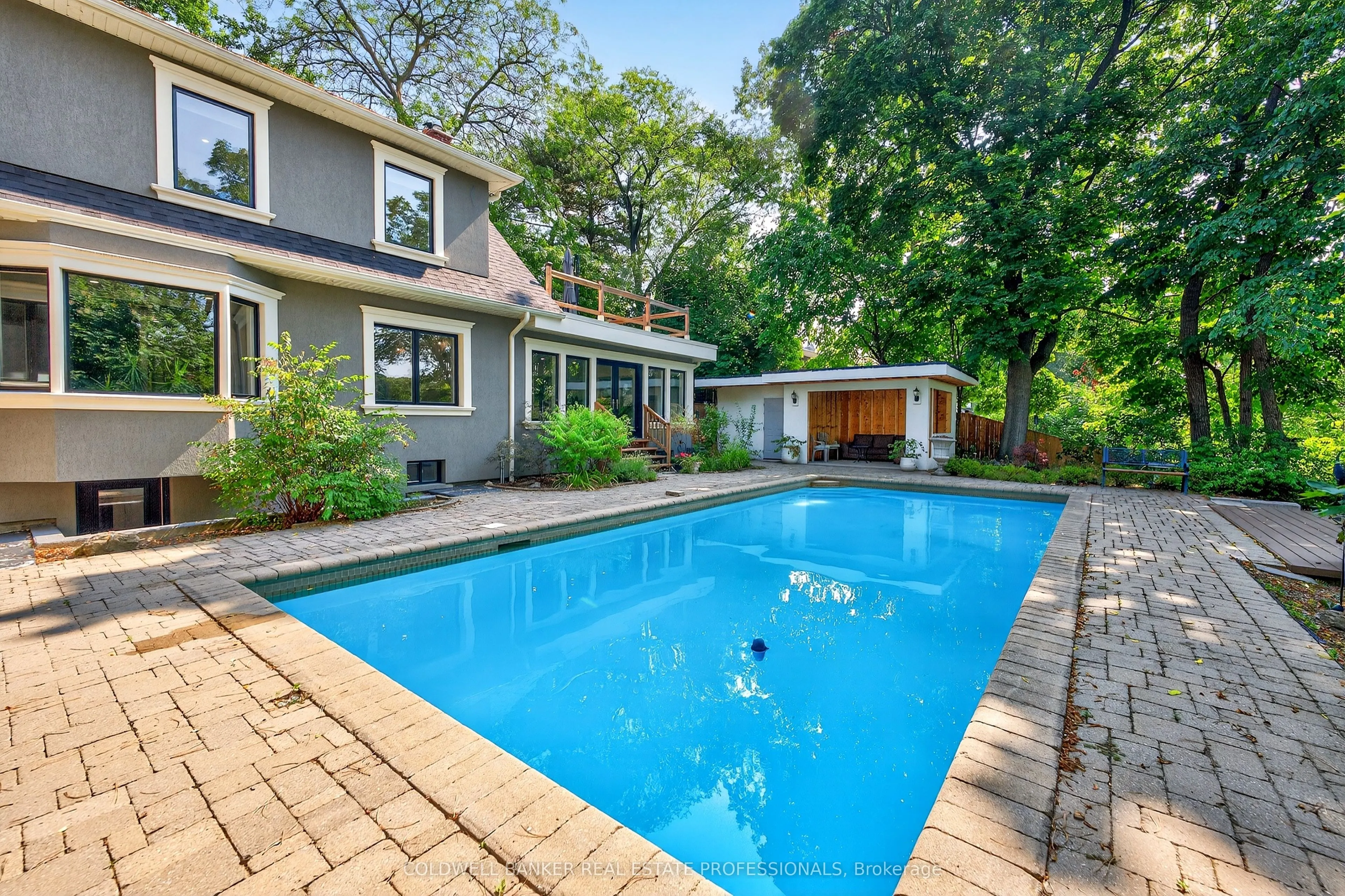 416 Trafalgar Road