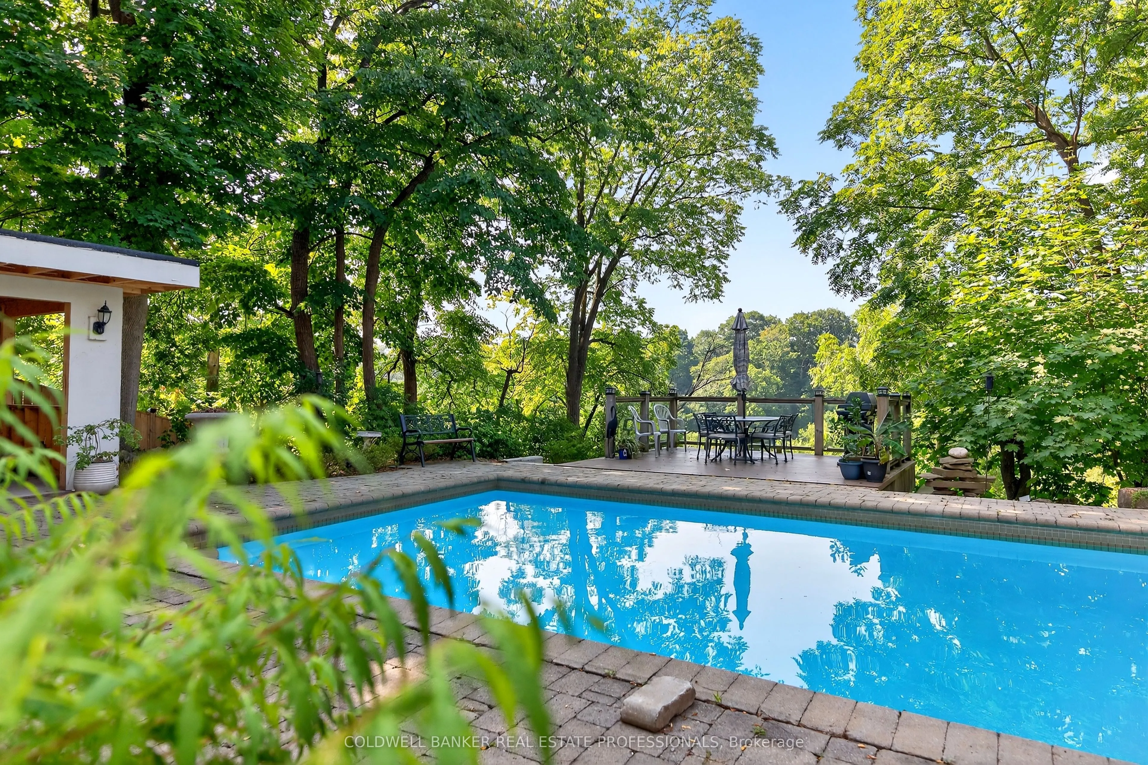 416 Trafalgar Road