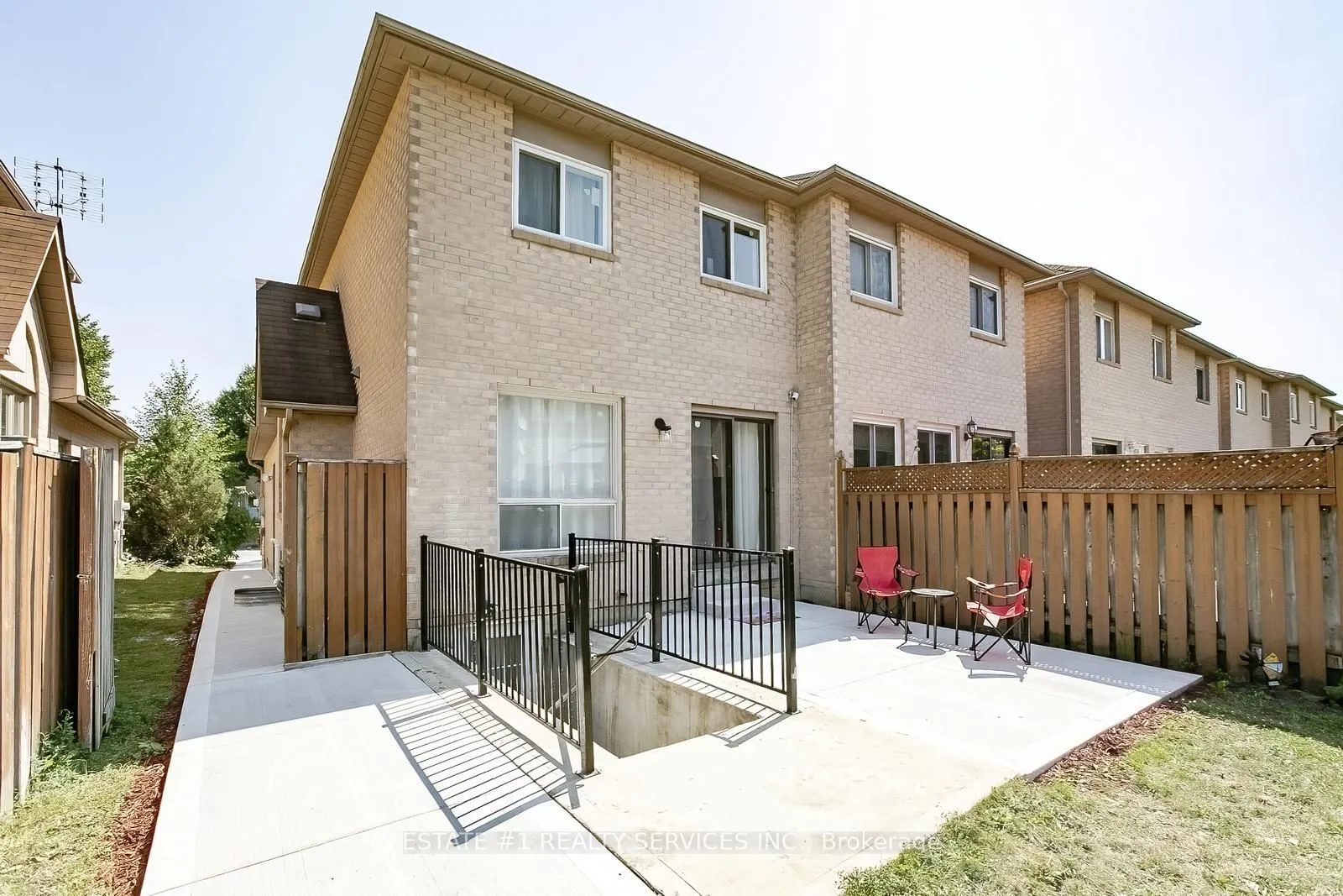 117 Richwood Crescent