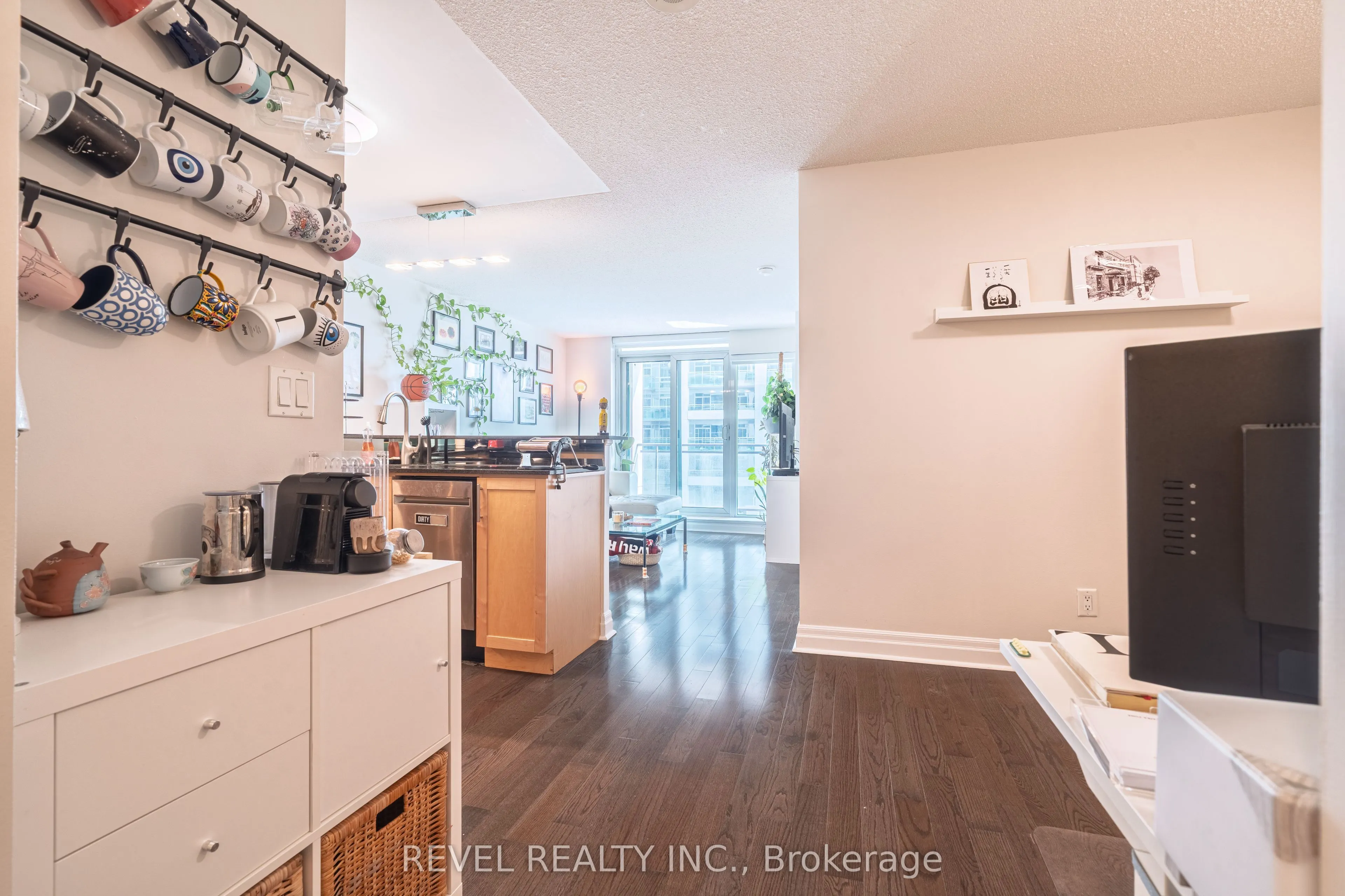 2121 Lake Shore Blvd W Boulevard W, #801
