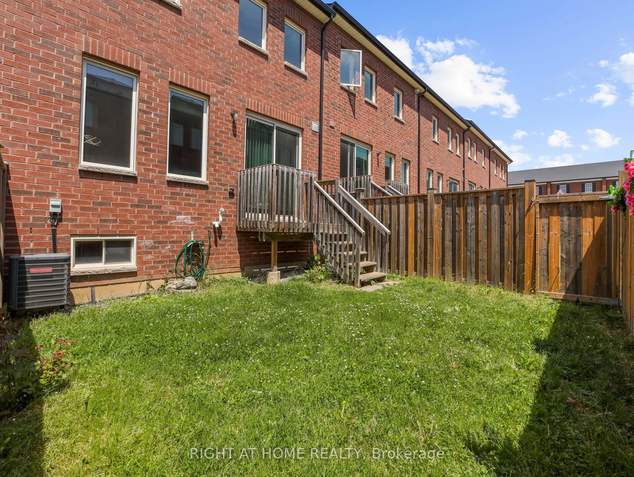 64 Mclaughlin Avenue