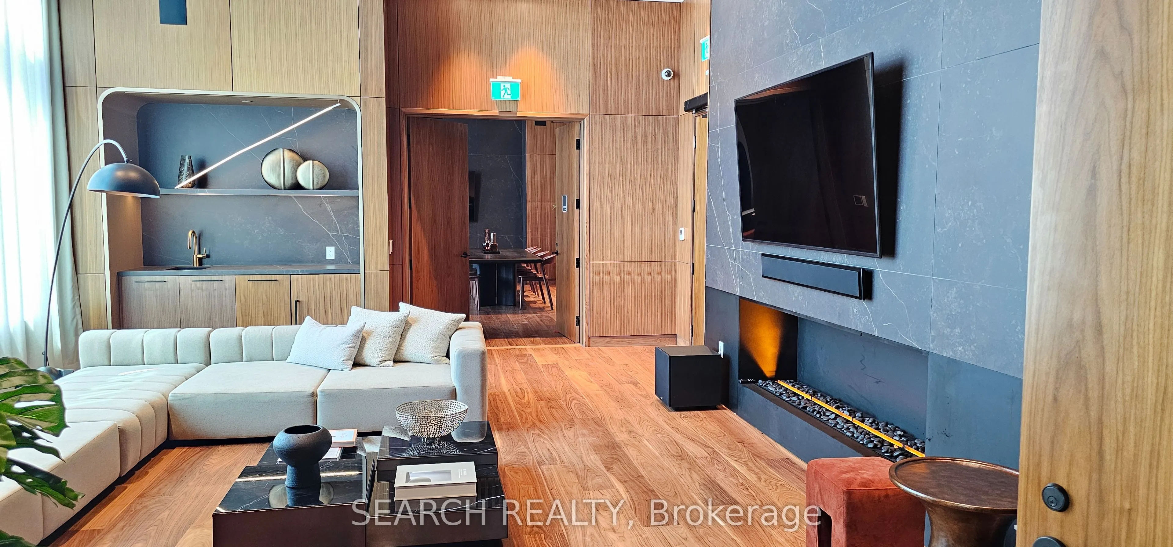 3240 William Coltson Avenue, #803