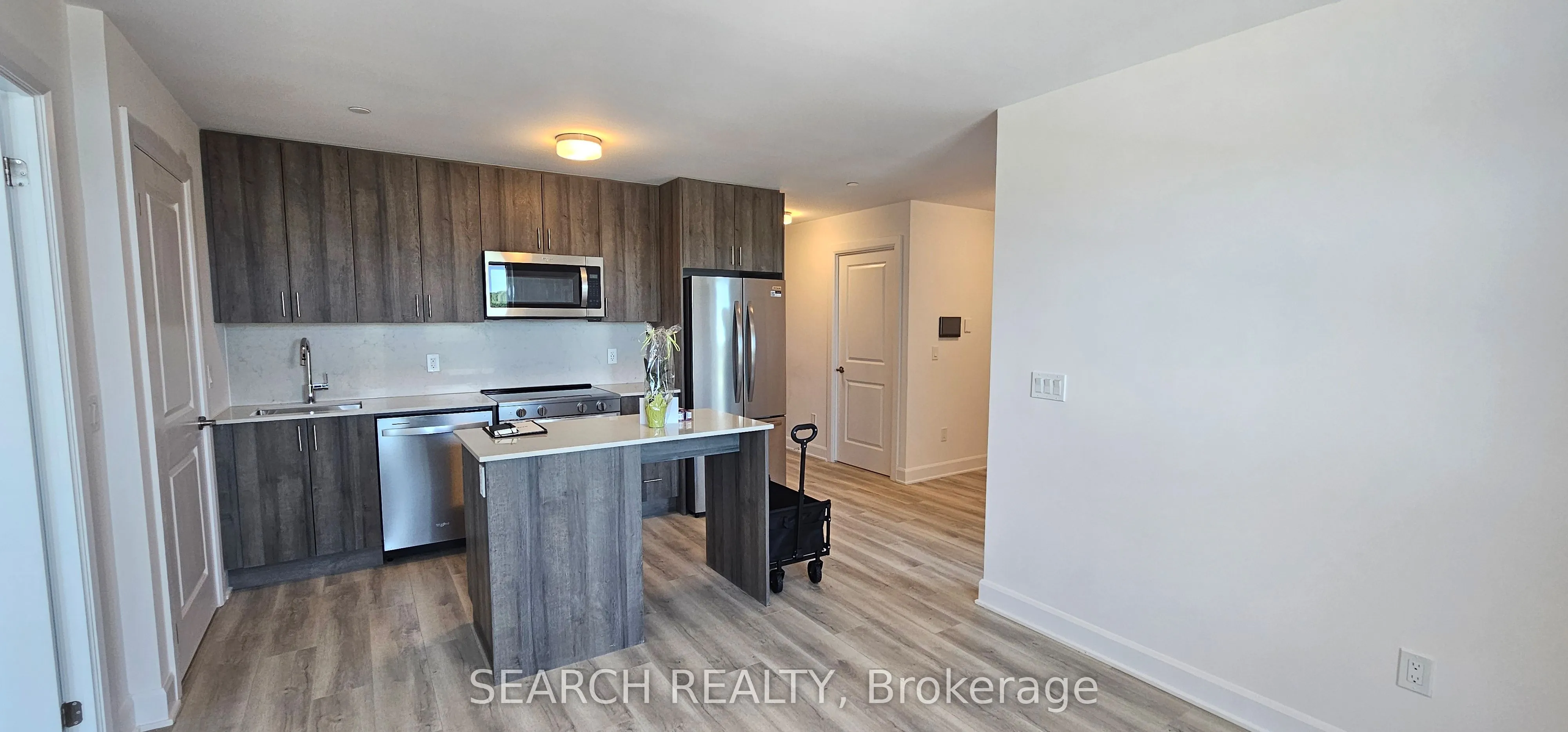 3240 William Coltson Avenue, #803