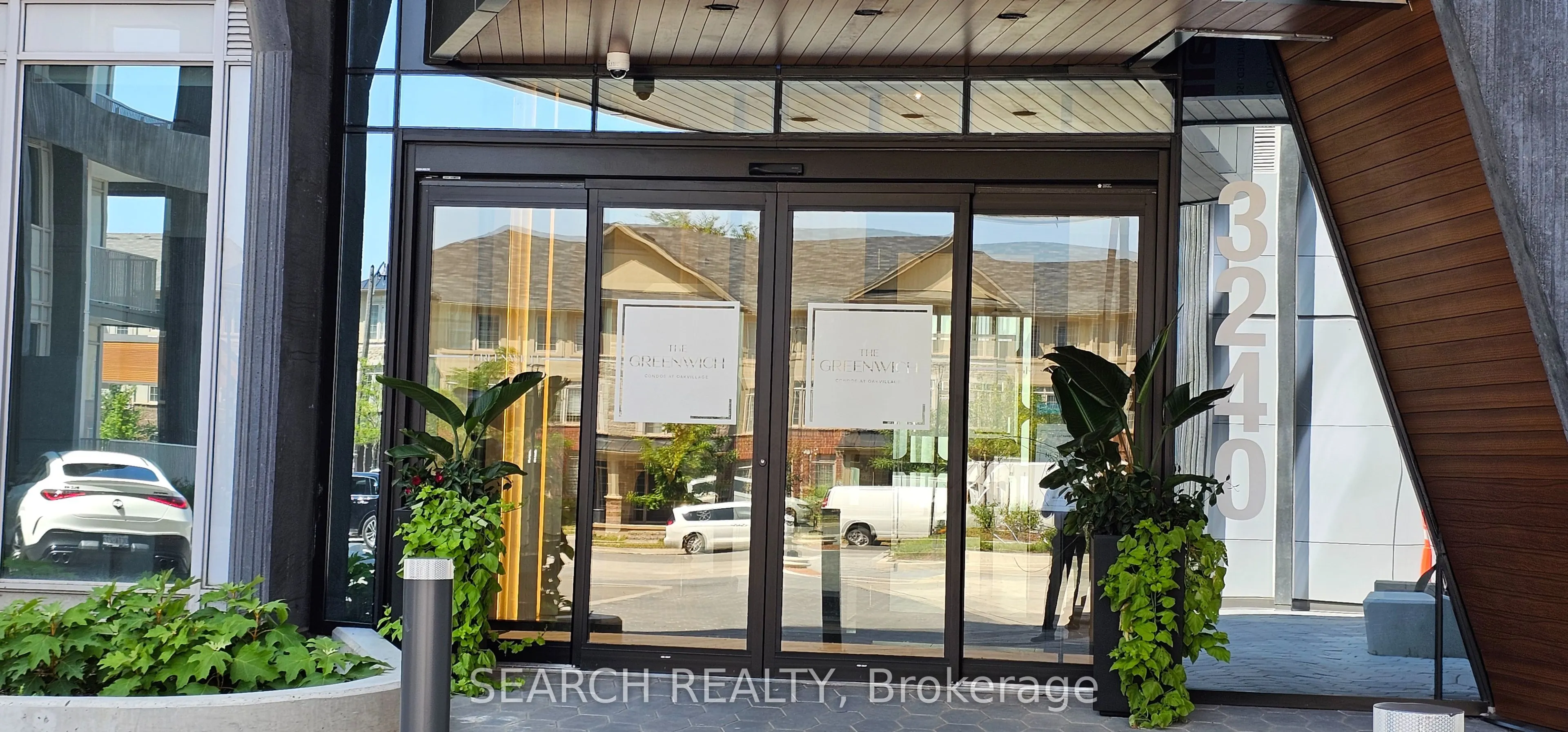 3240 William Coltson Avenue, #803