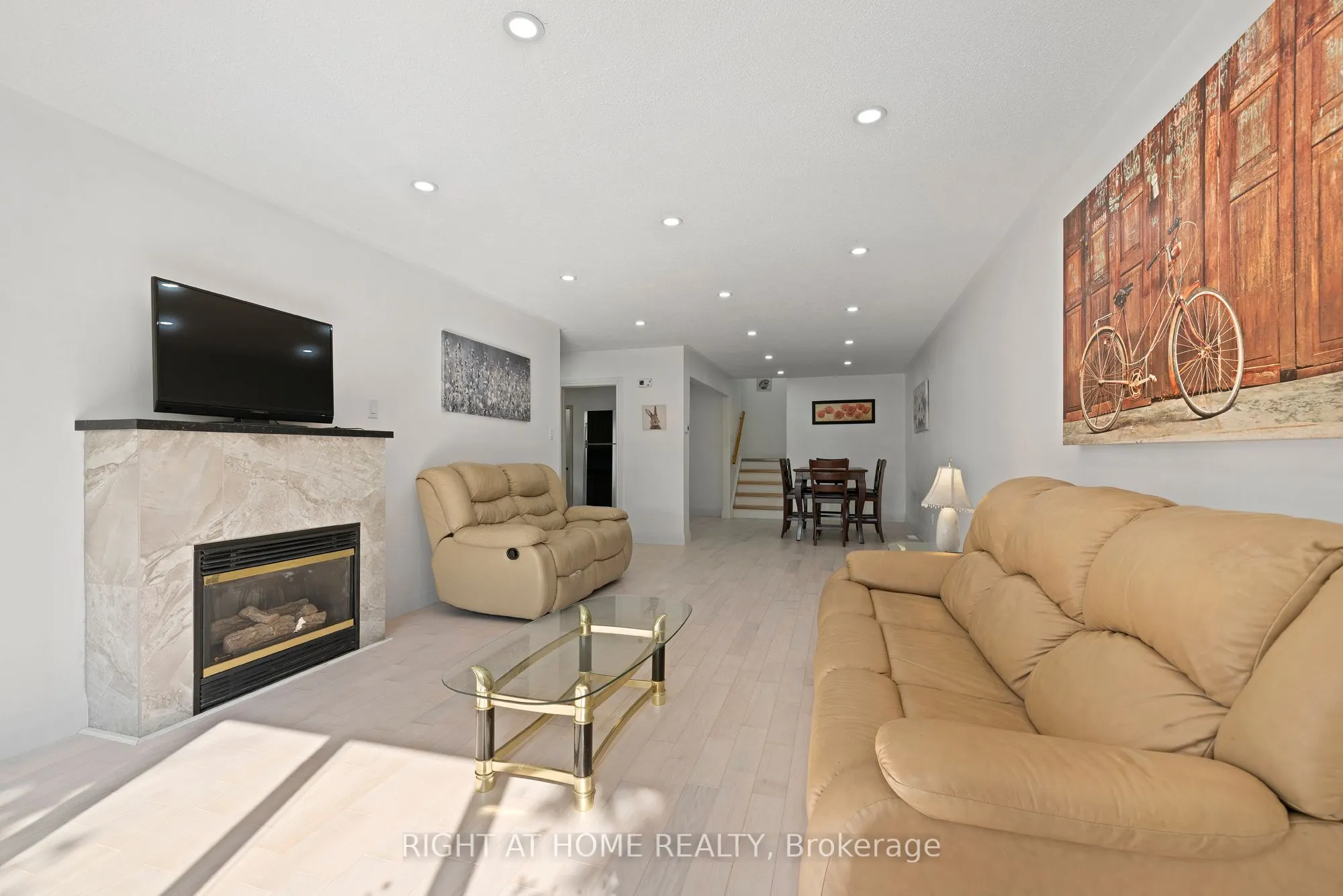 1147 Saturnia Crescent