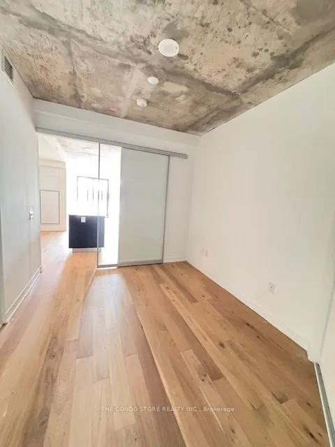 2625 Dundas Street W, #502