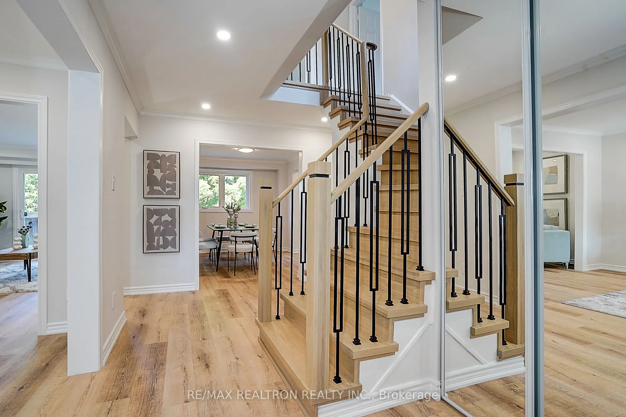 3031 Redstart Drive