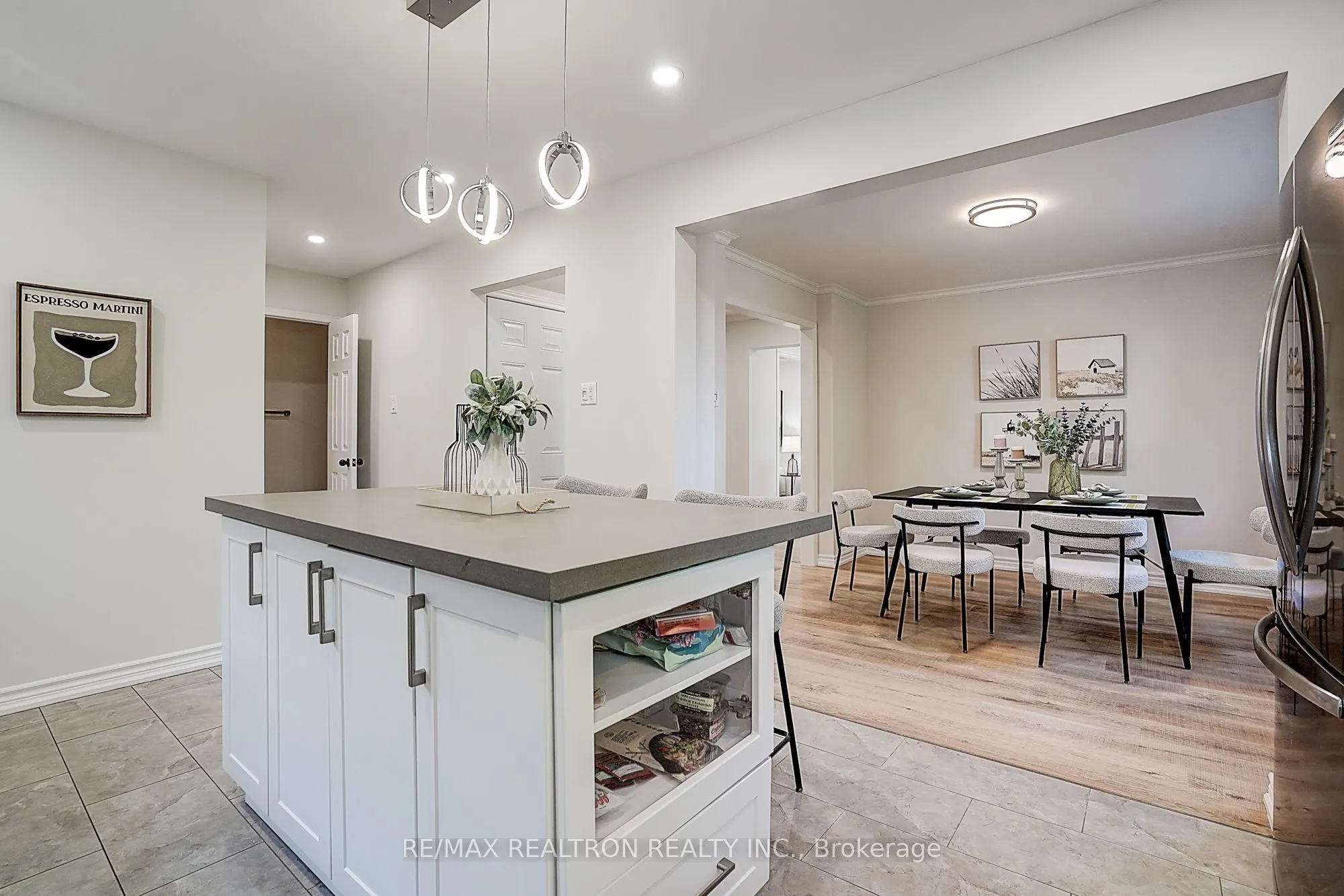 3031 Redstart Drive