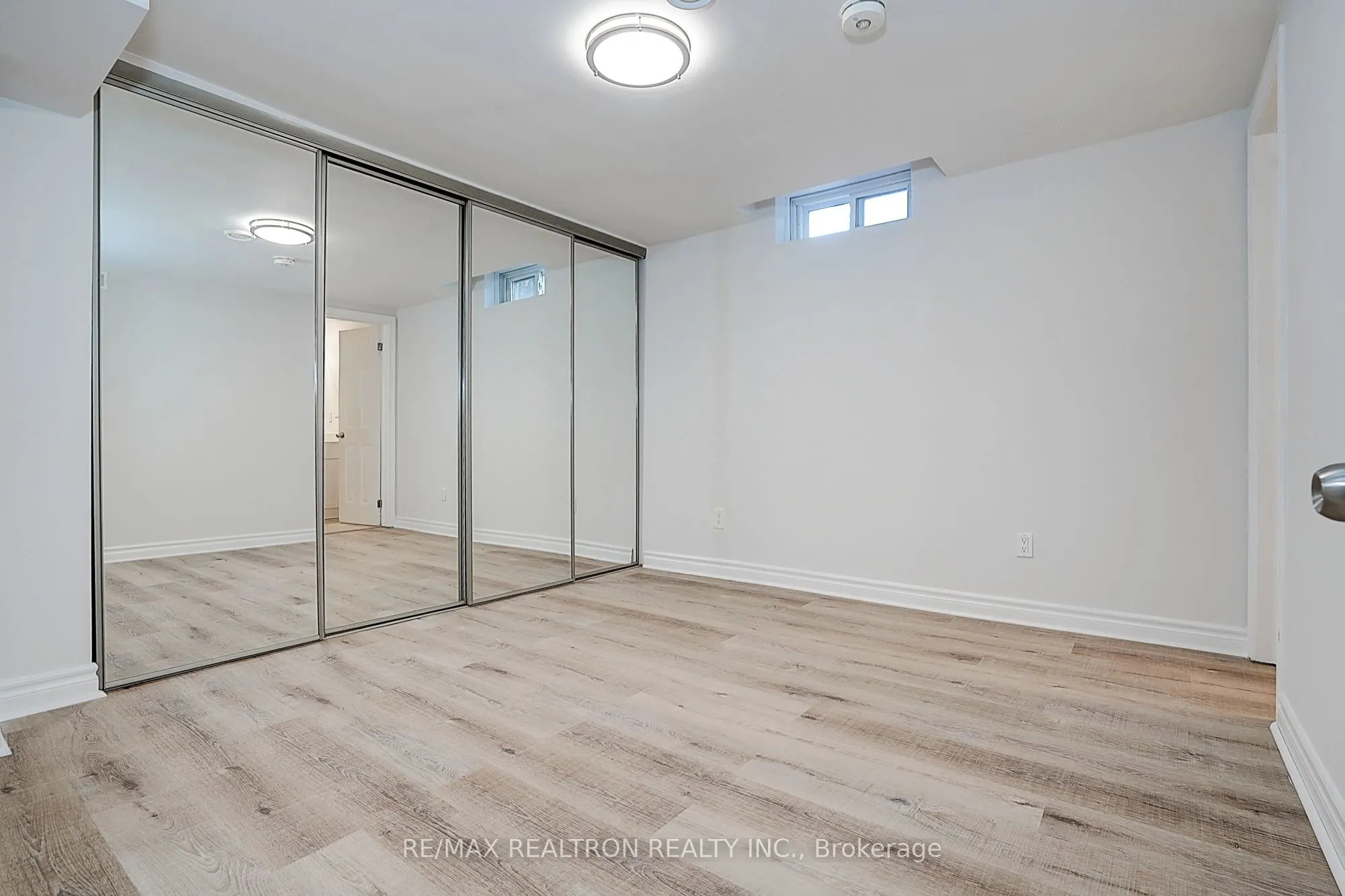3031 Redstart Drive