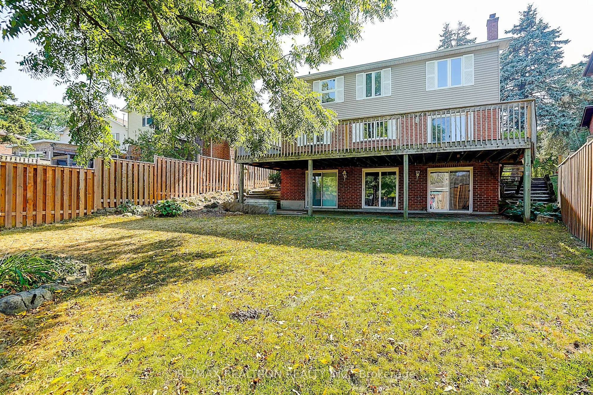 3031 Redstart Drive