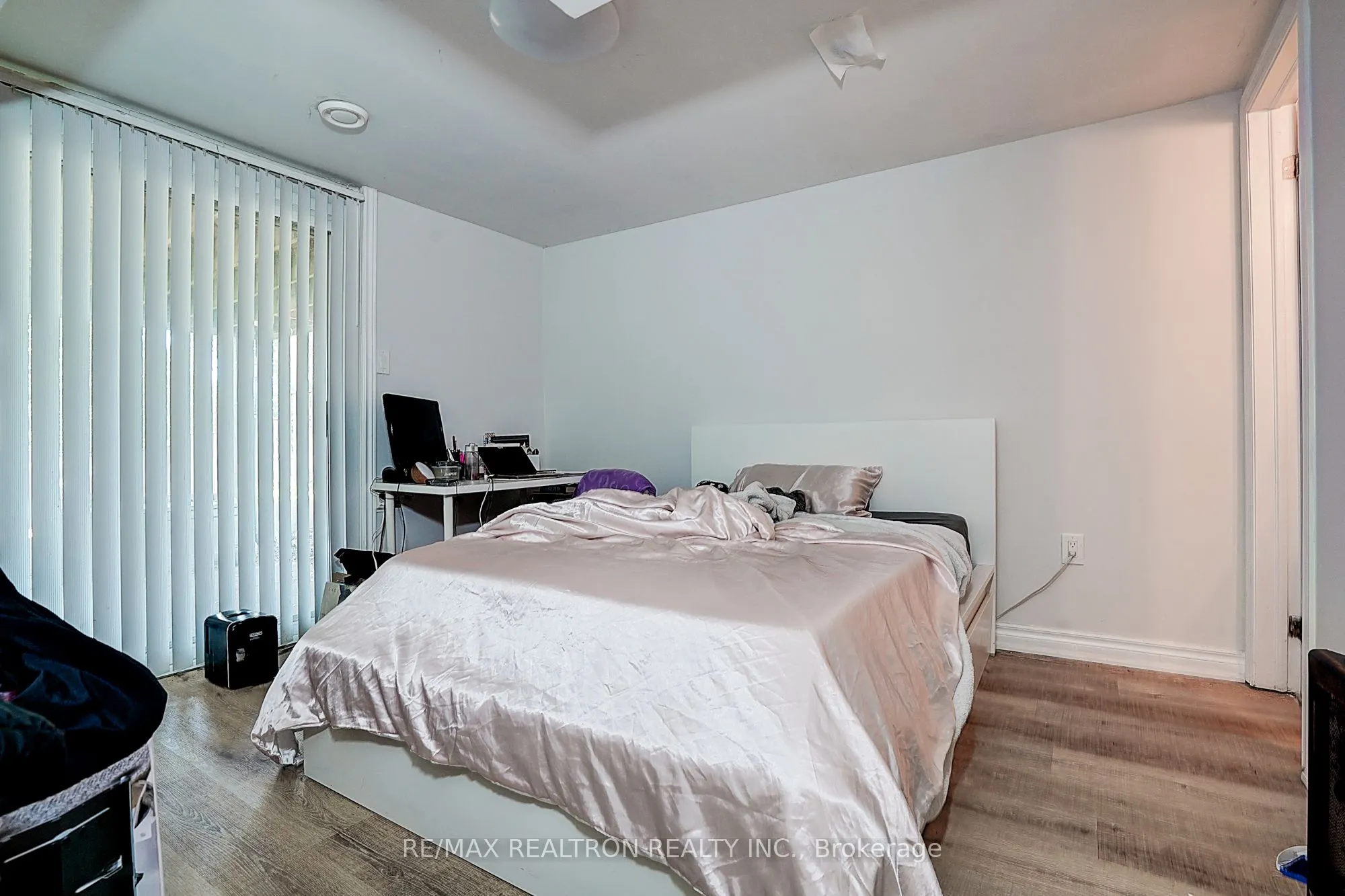 3031 Redstart Drive