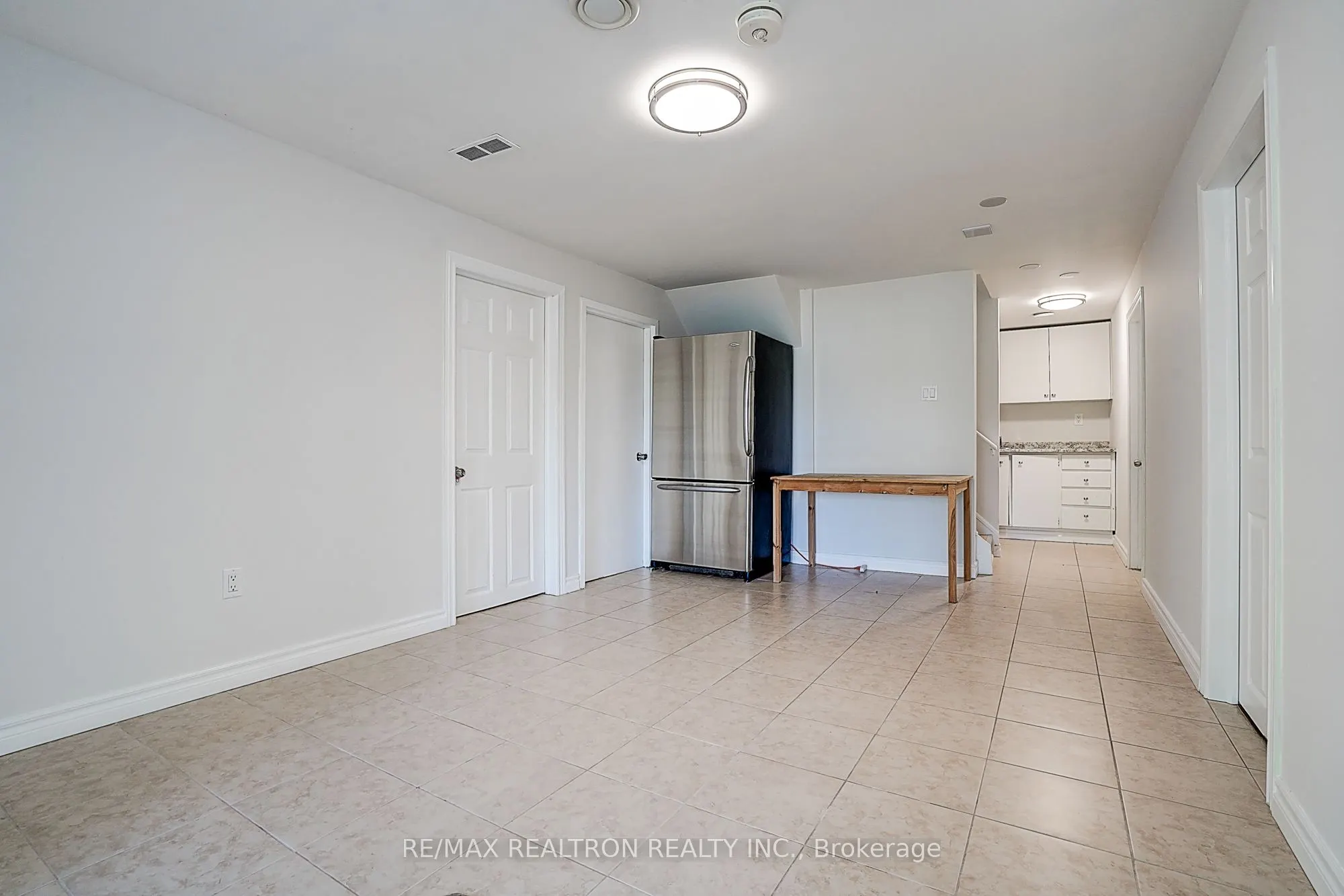 3031 Redstart Drive