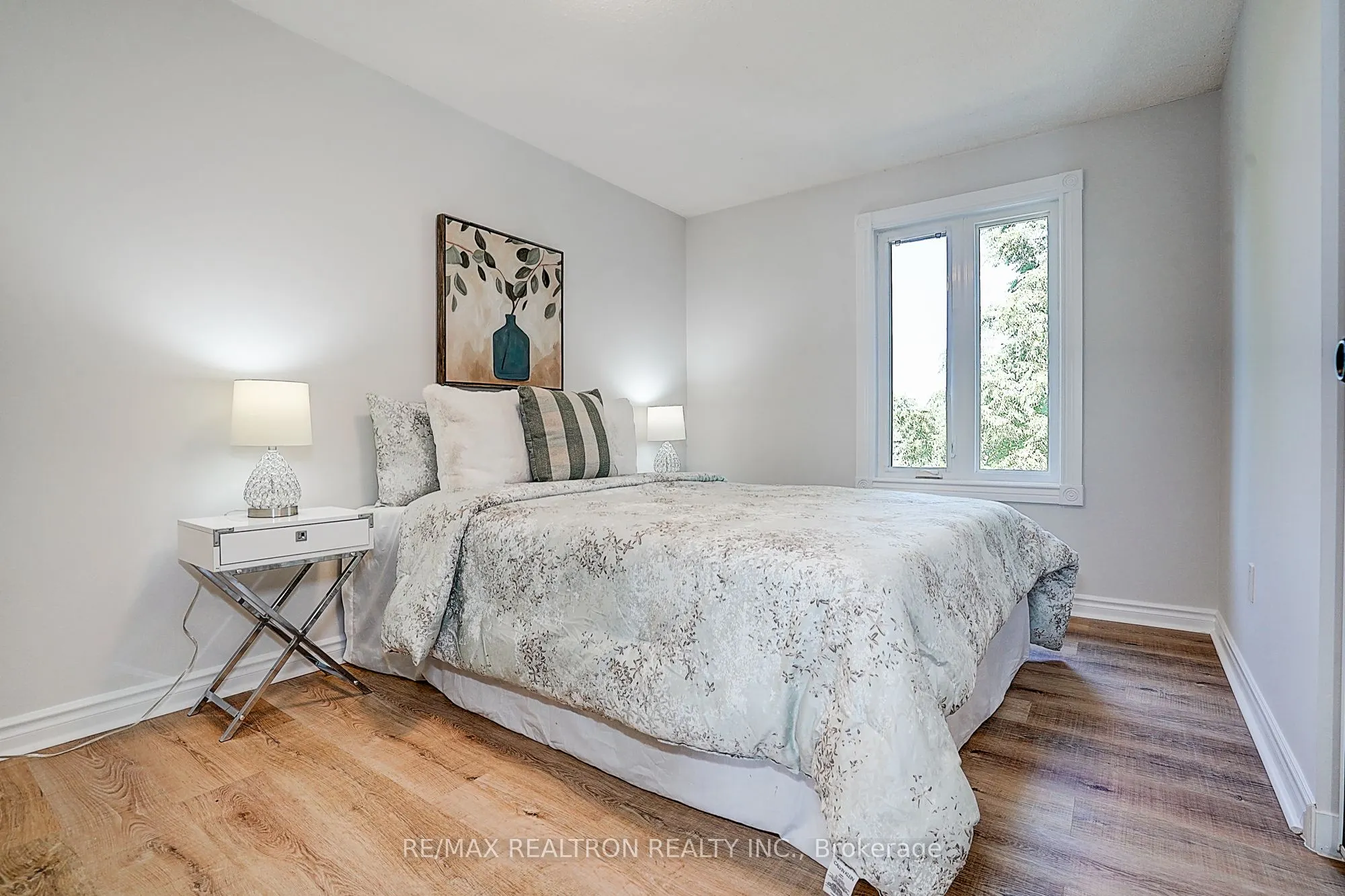 3031 Redstart Drive