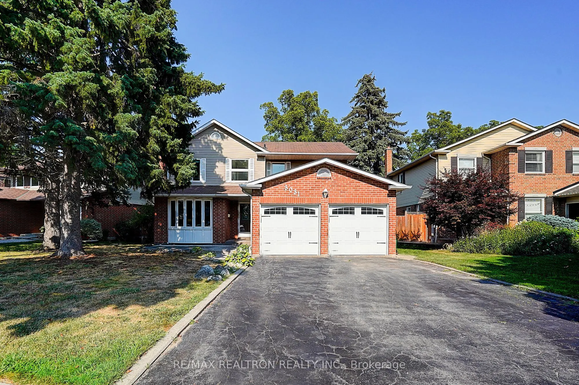 3031 Redstart Drive