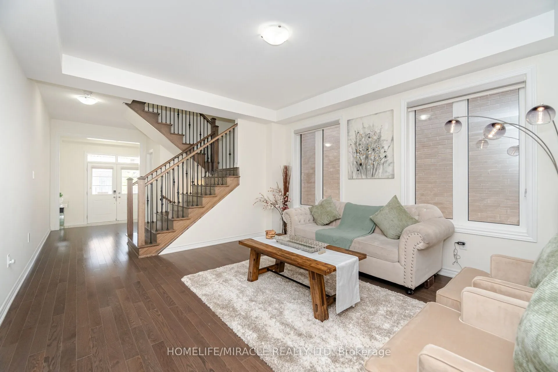 7 Aldenham Street