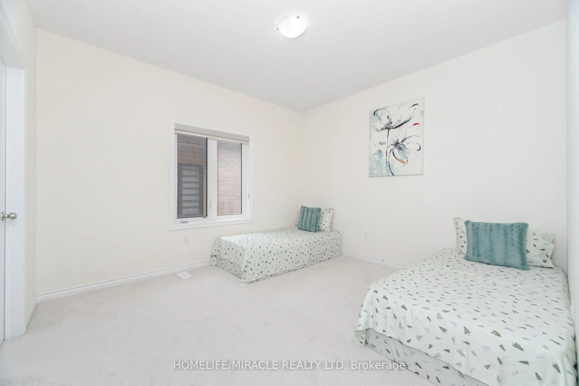 7 Aldenham Street