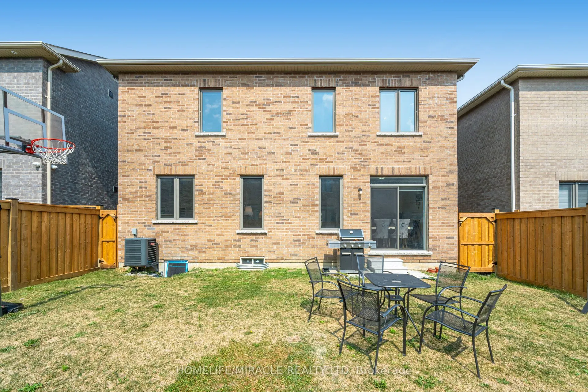 7 Aldenham Street