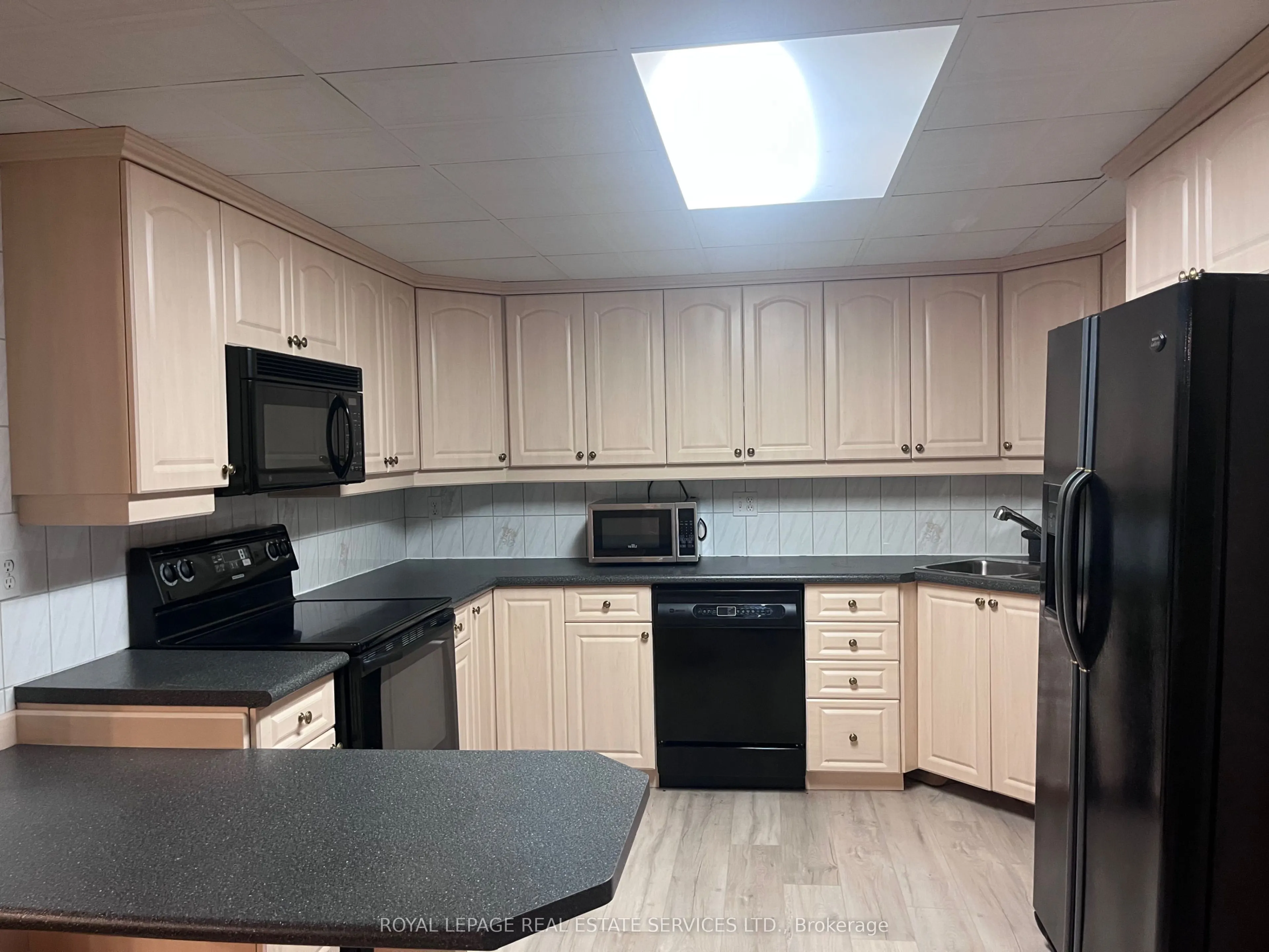 2090 Laurelwood Drive, #Bsmt