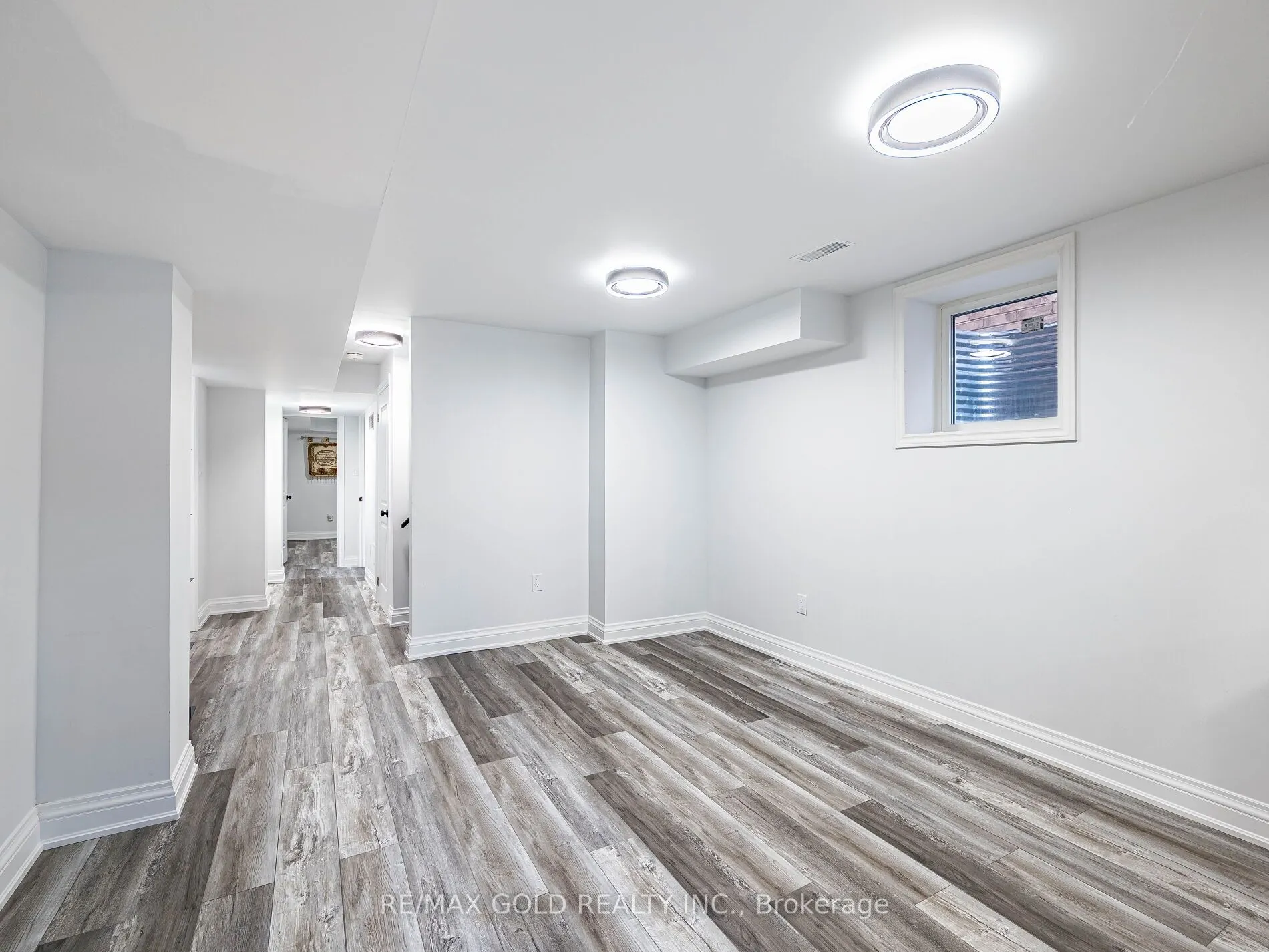 36 Feeder Street