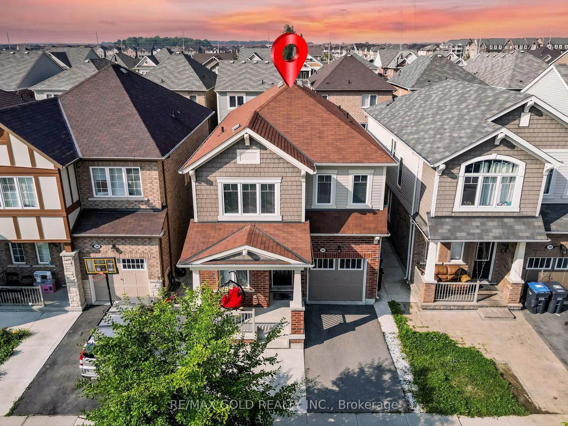 36 Feeder Street