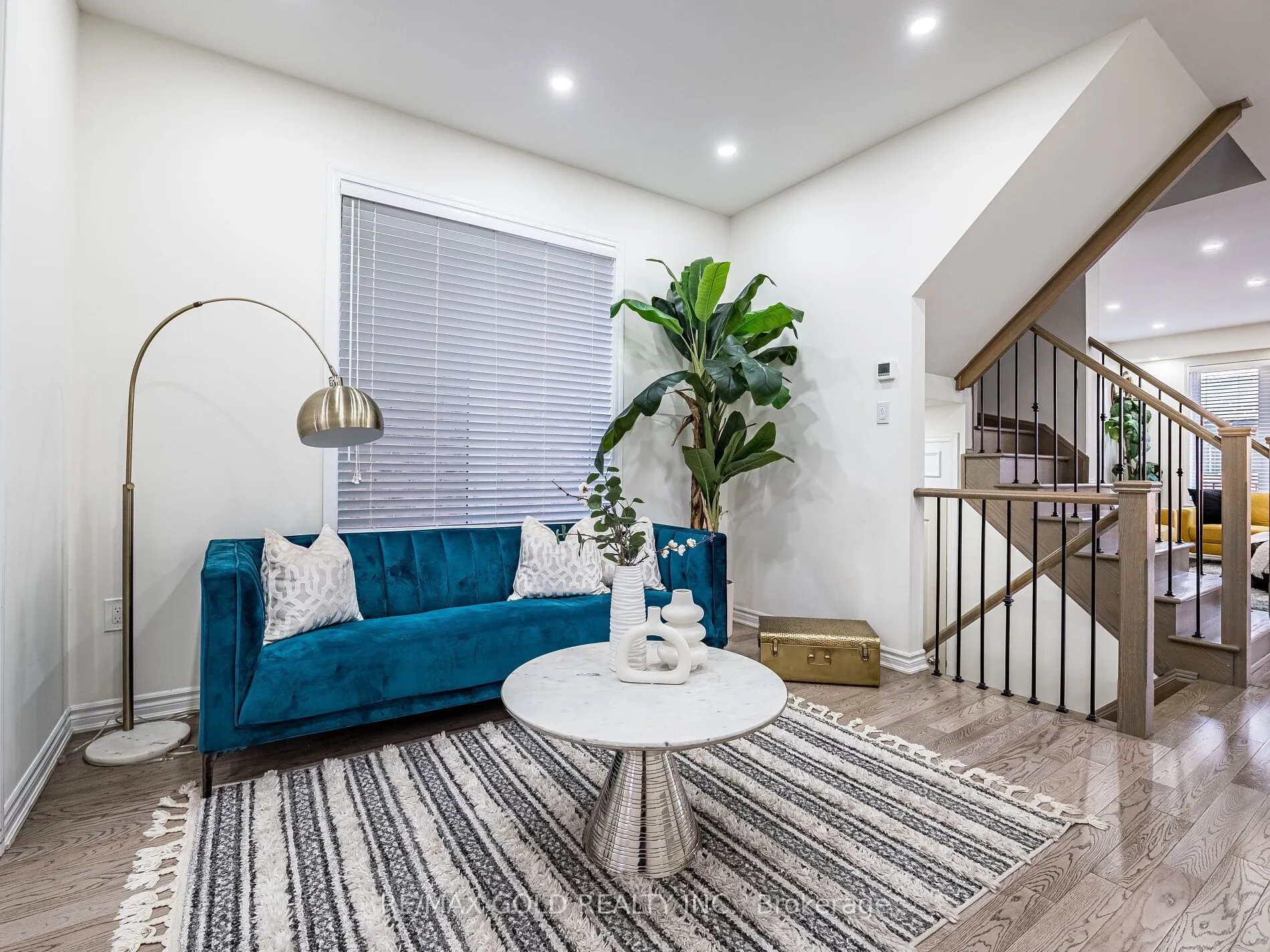 36 Feeder Street