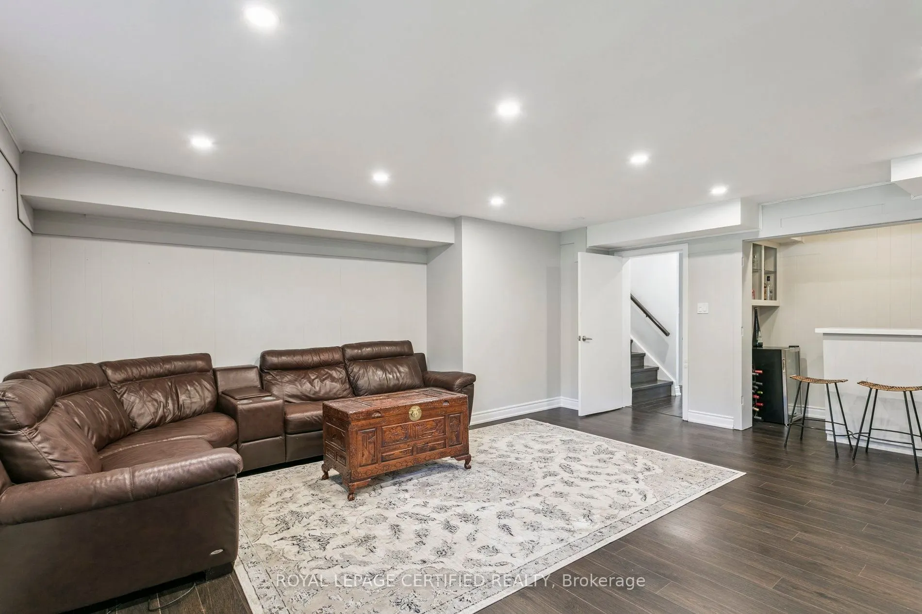 462 The Kingsway