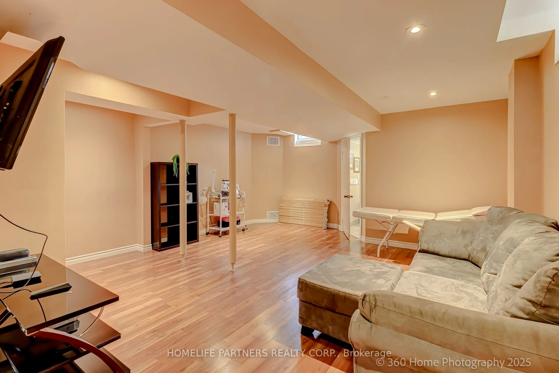31 Knoll Haven Circle