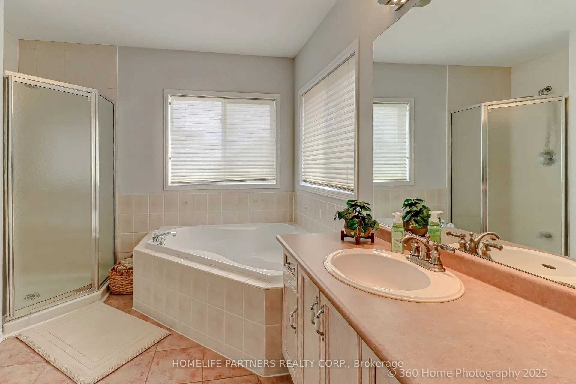 31 Knoll Haven Circle