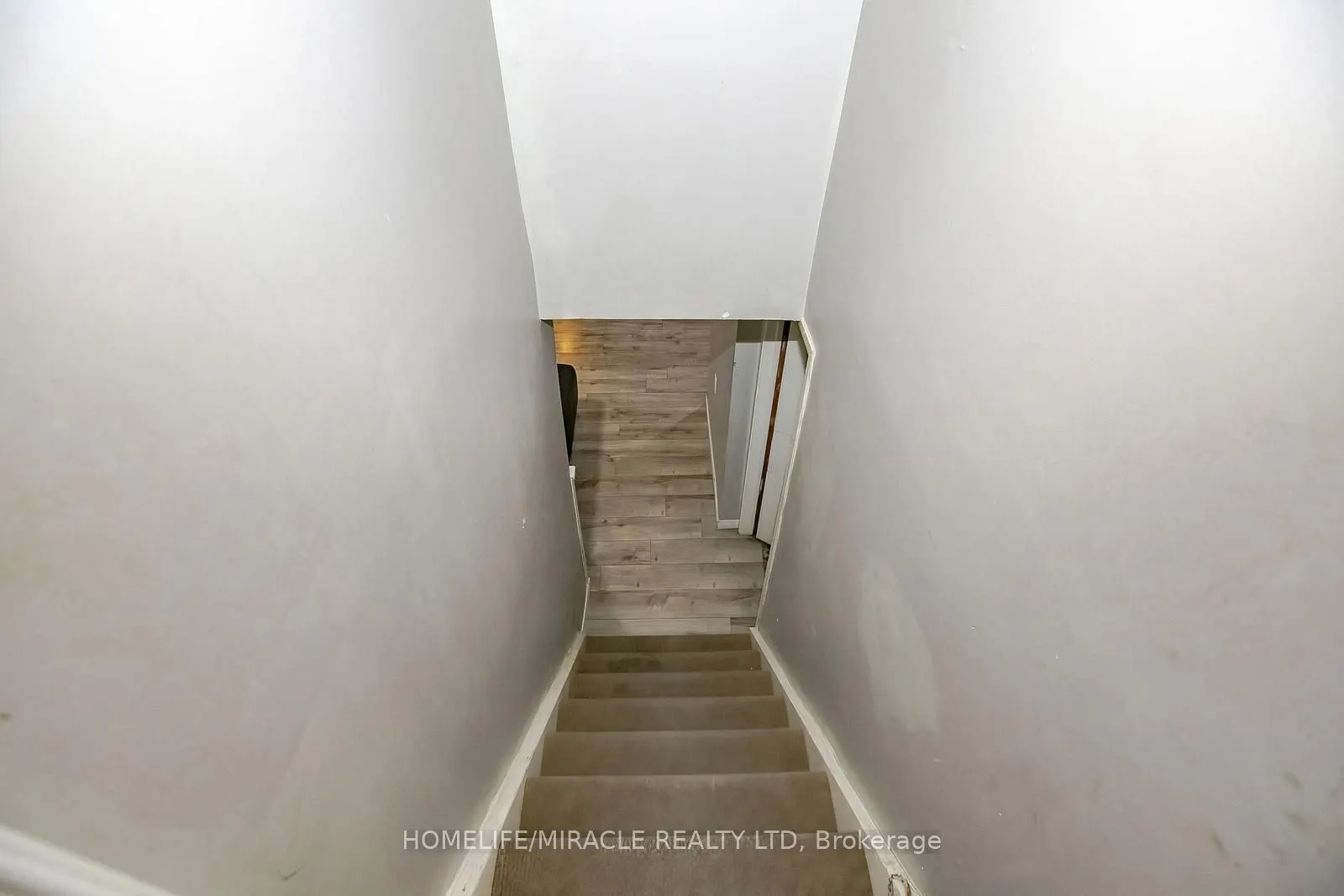 46 Reigate Avenue