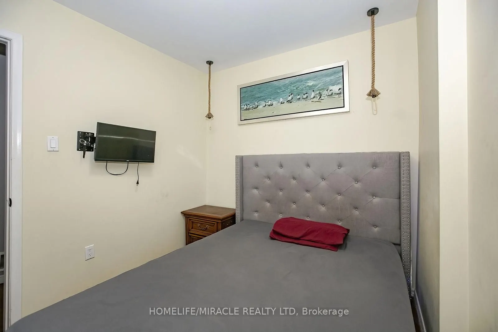 46 Reigate Avenue
