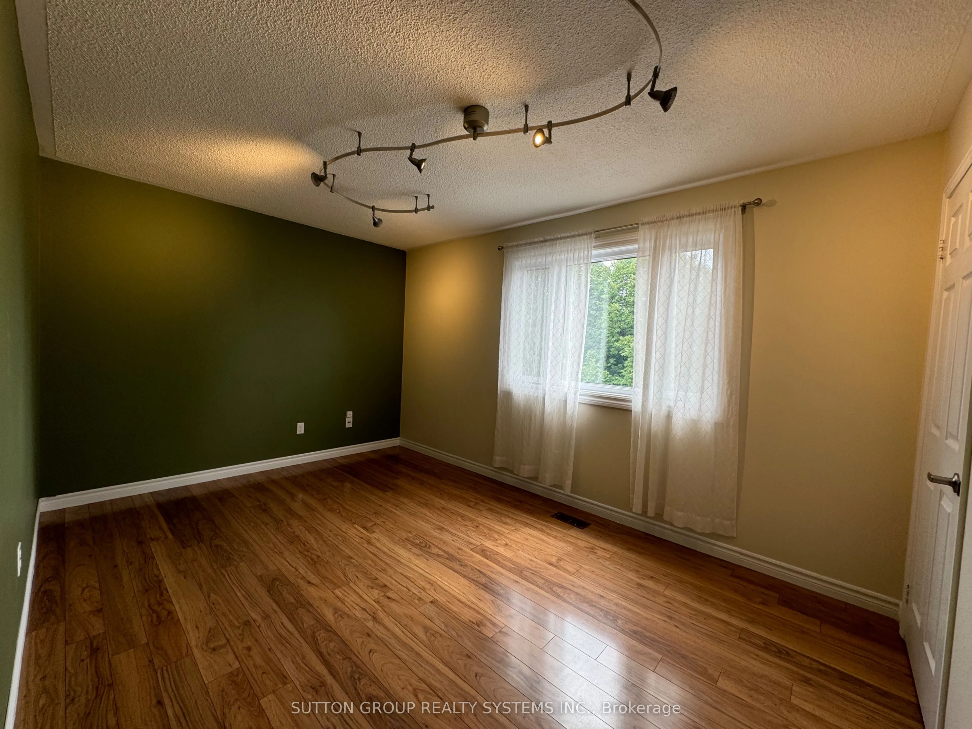4521 Longmoor Road