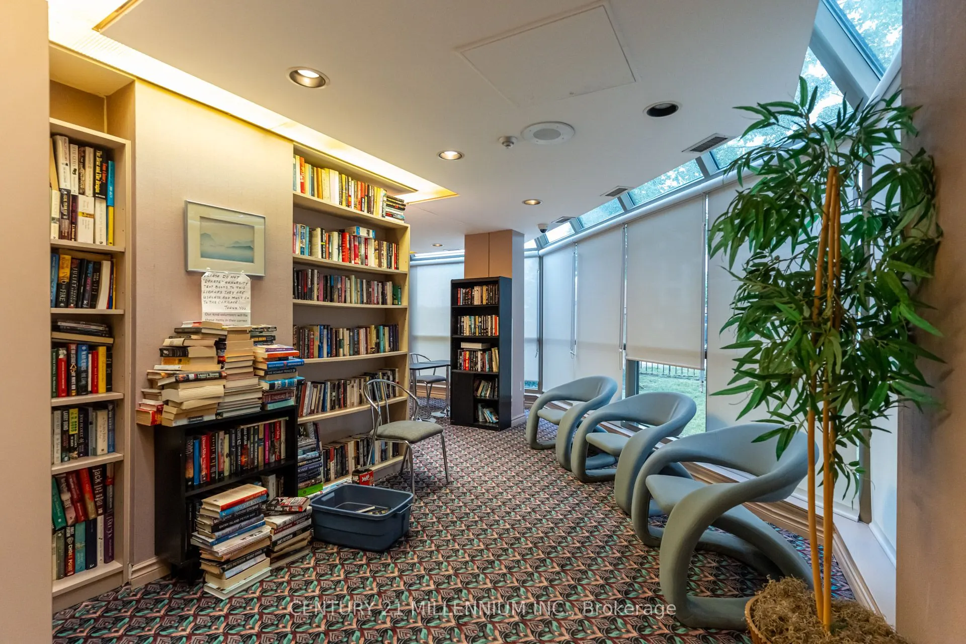 330 Rathburn Road W, #705