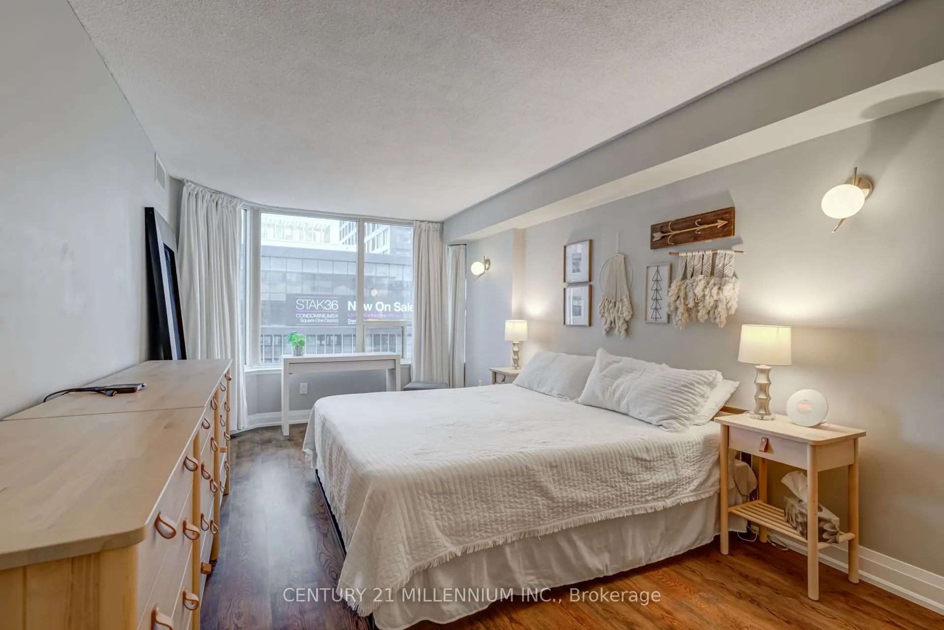 330 Rathburn Road W, #705