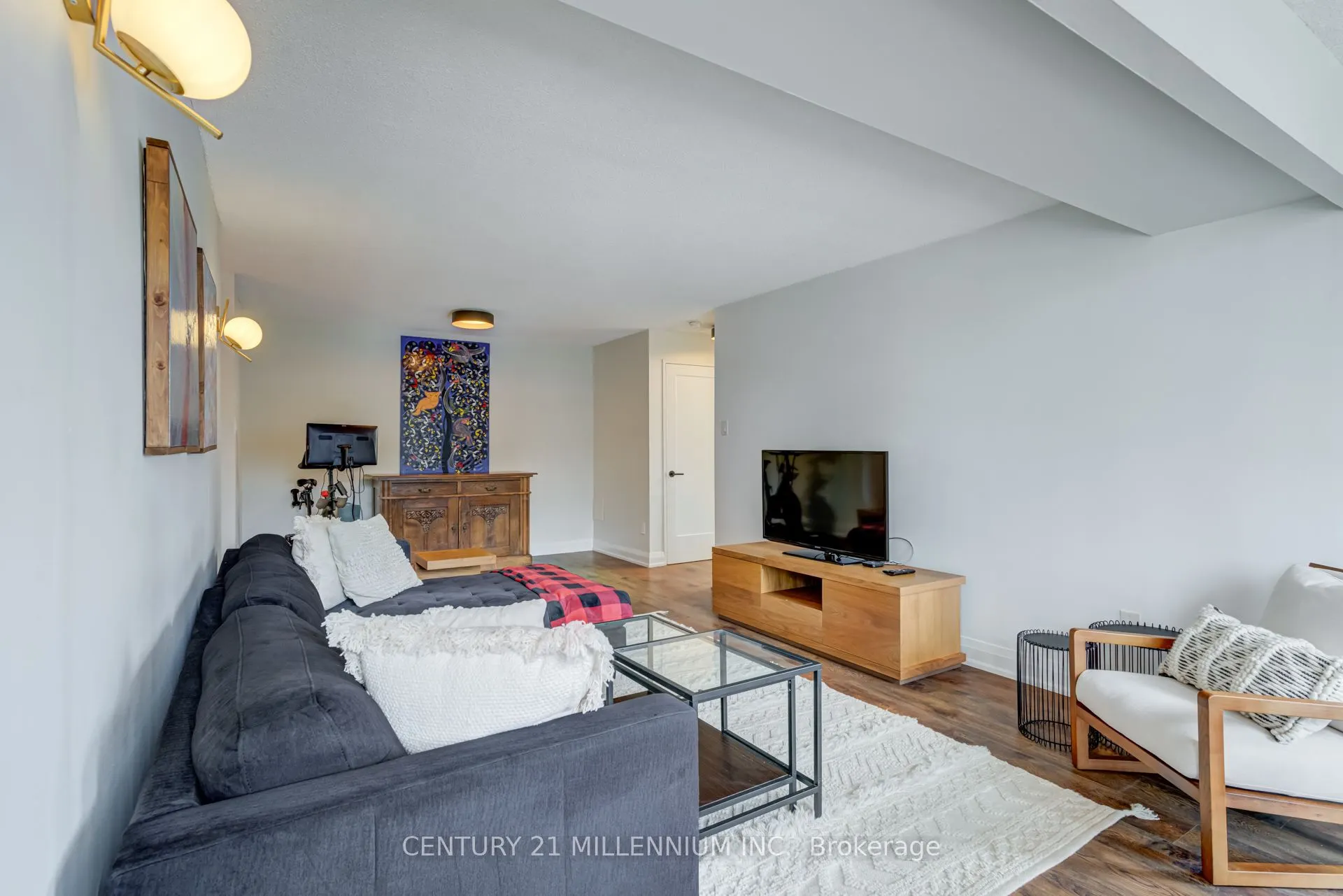 330 Rathburn Road W, #705