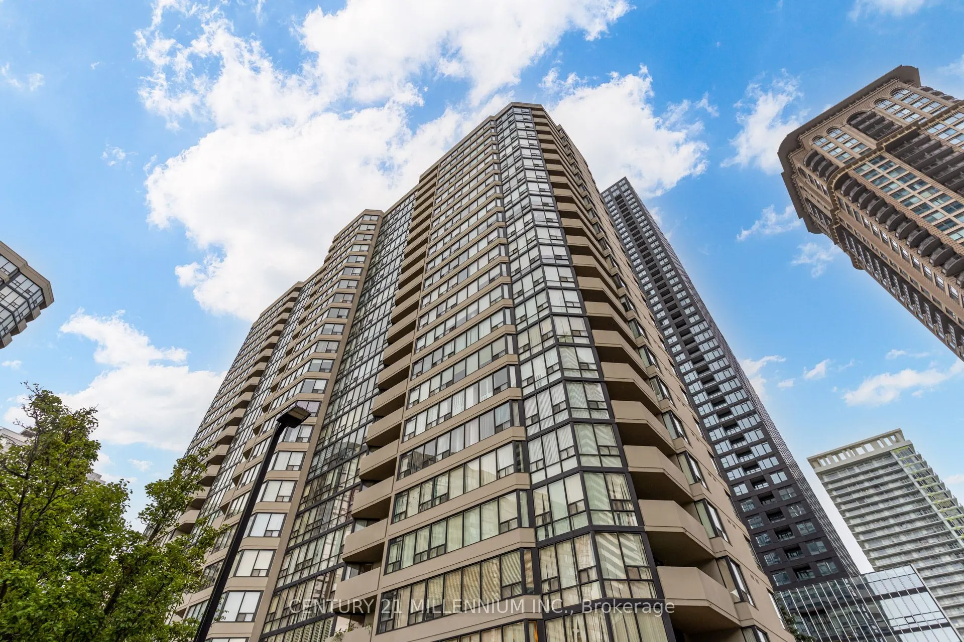 330 Rathburn Road W, #705