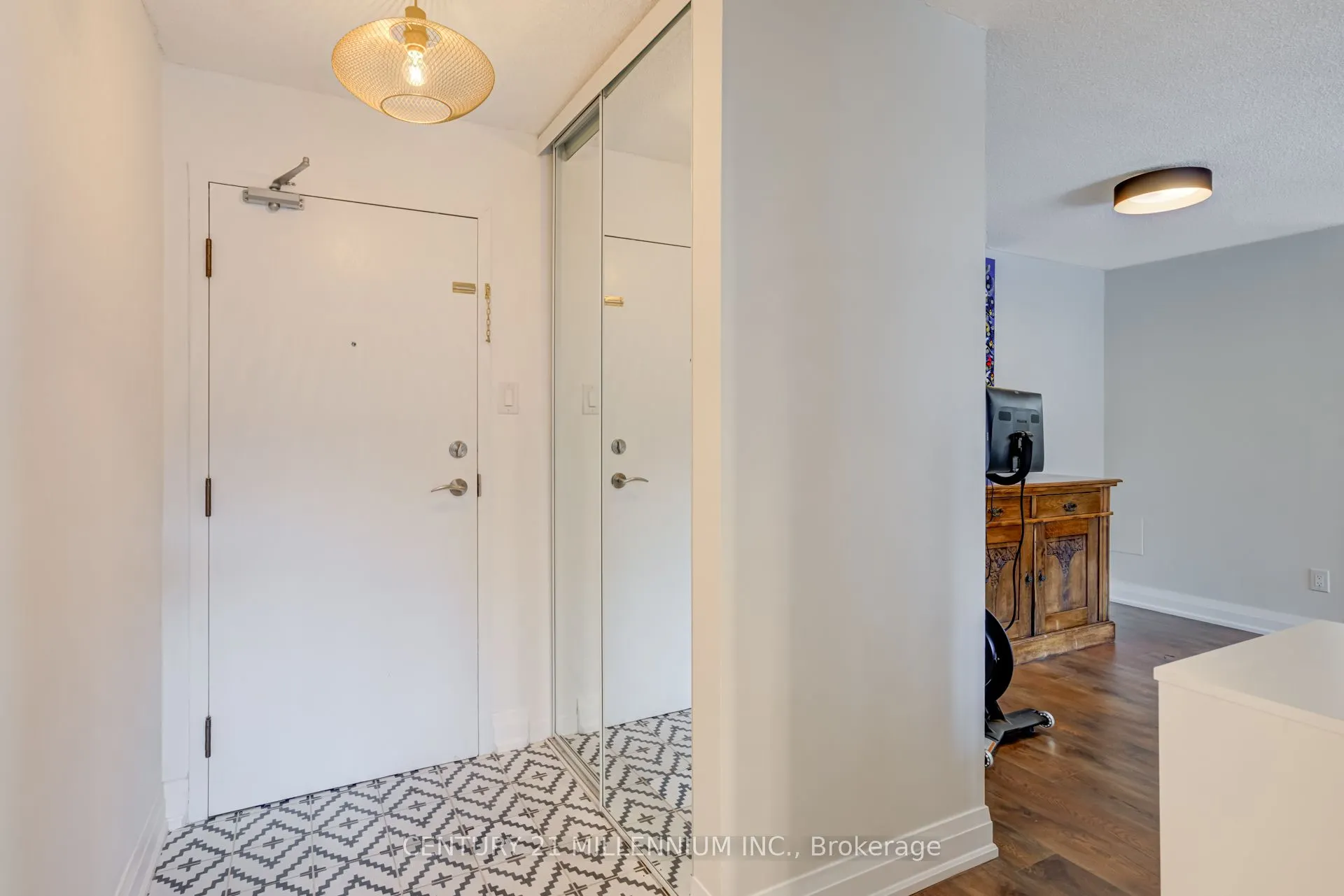 330 Rathburn Road W, #705