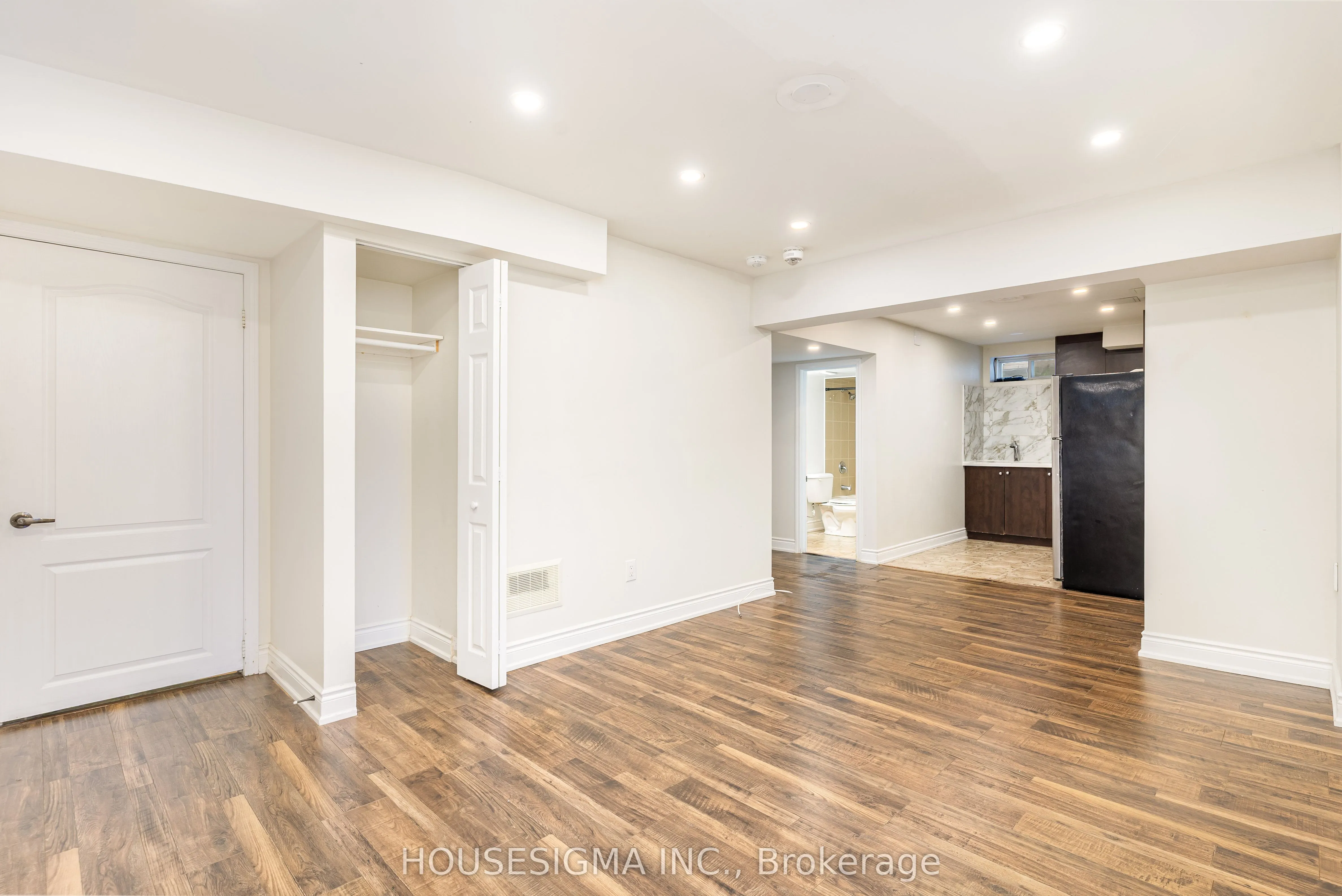 243 Elbern Markell Drive, #Basement