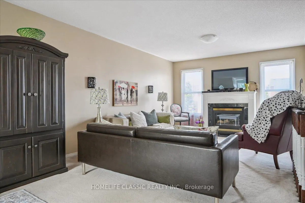 153 Glenashton Drive