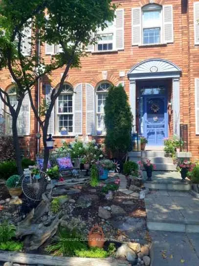 153 Glenashton Drive