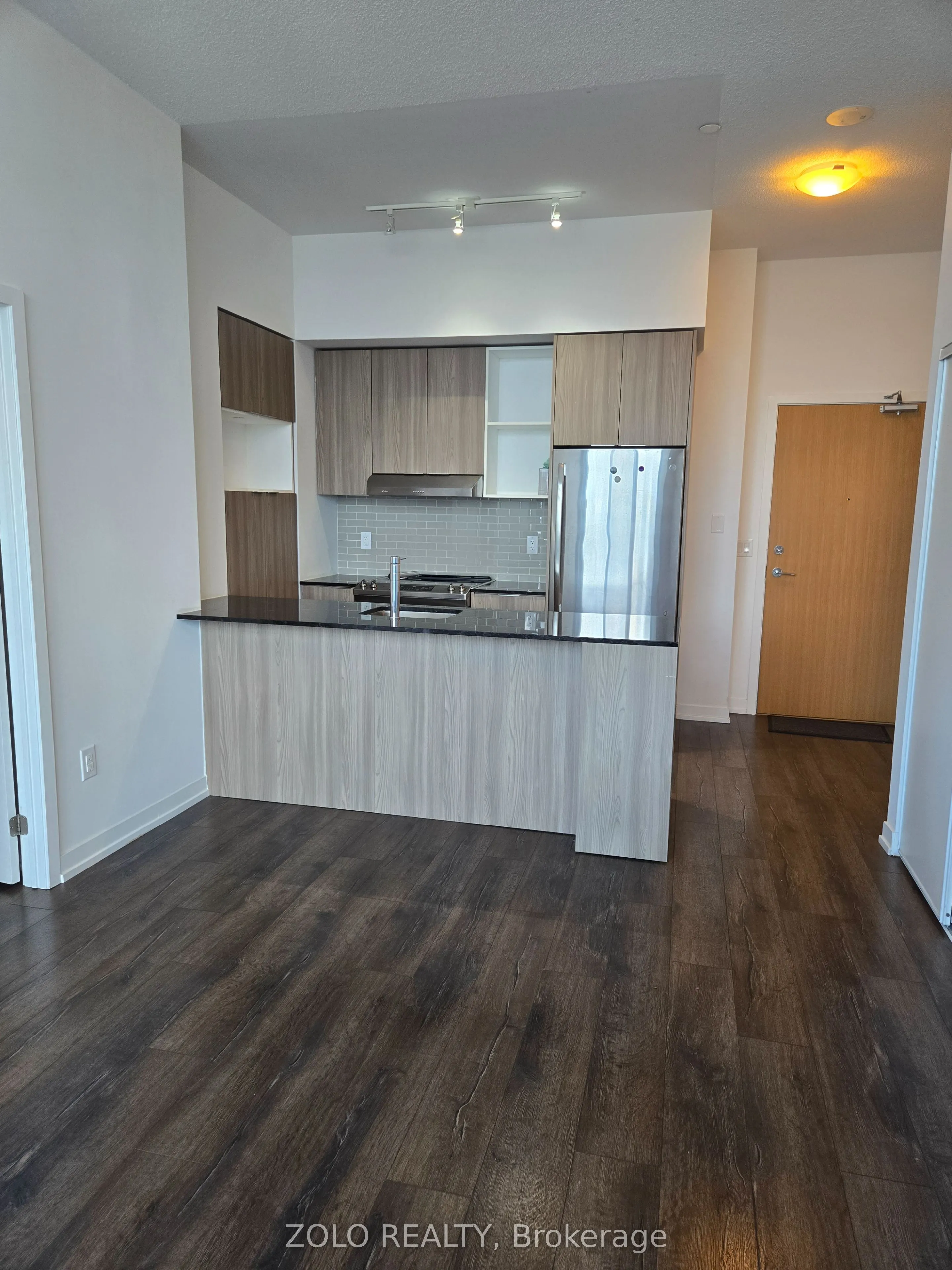 2520 Eglinton Avenue W, #316
