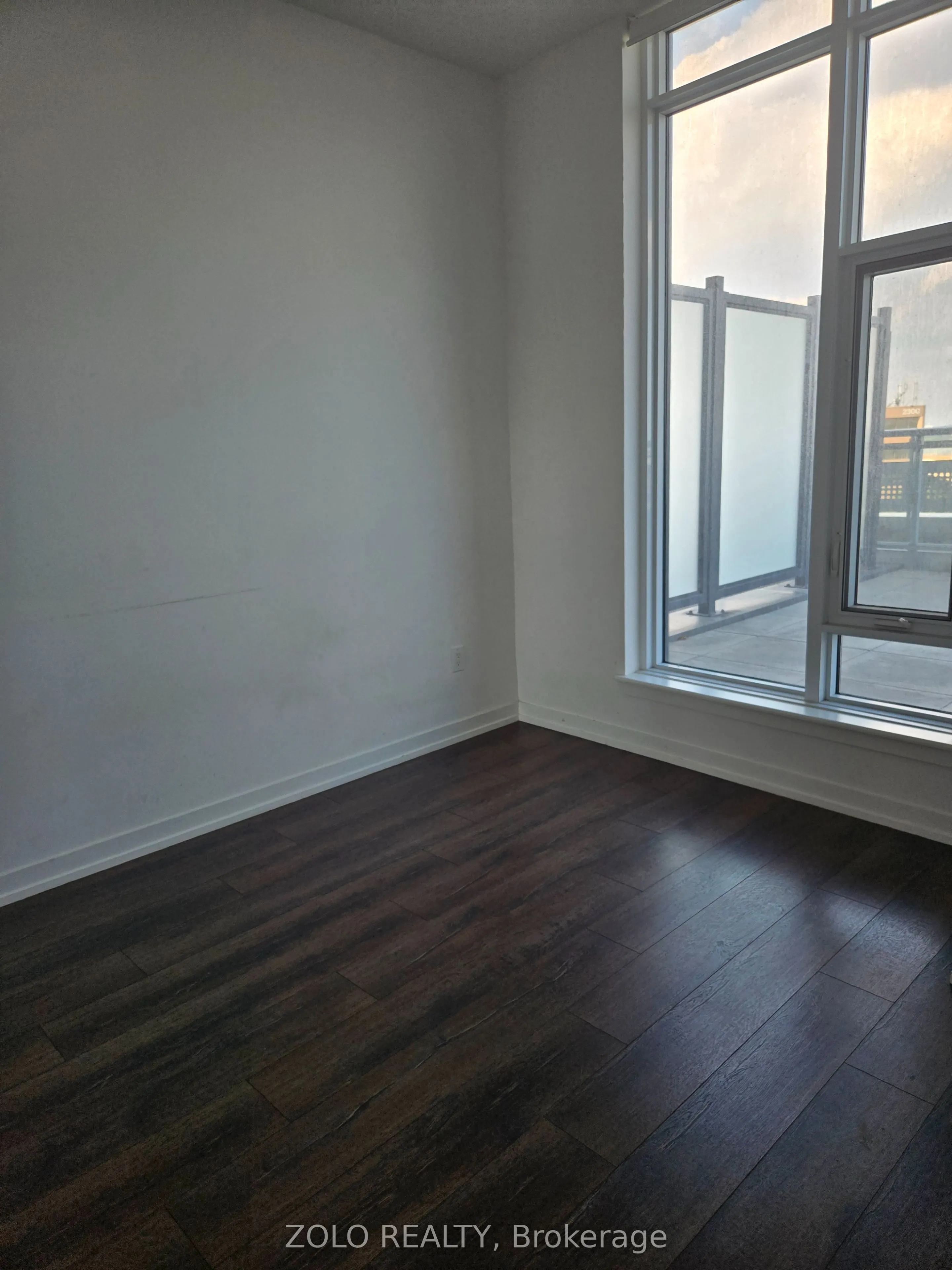 2520 Eglinton Avenue W, #316