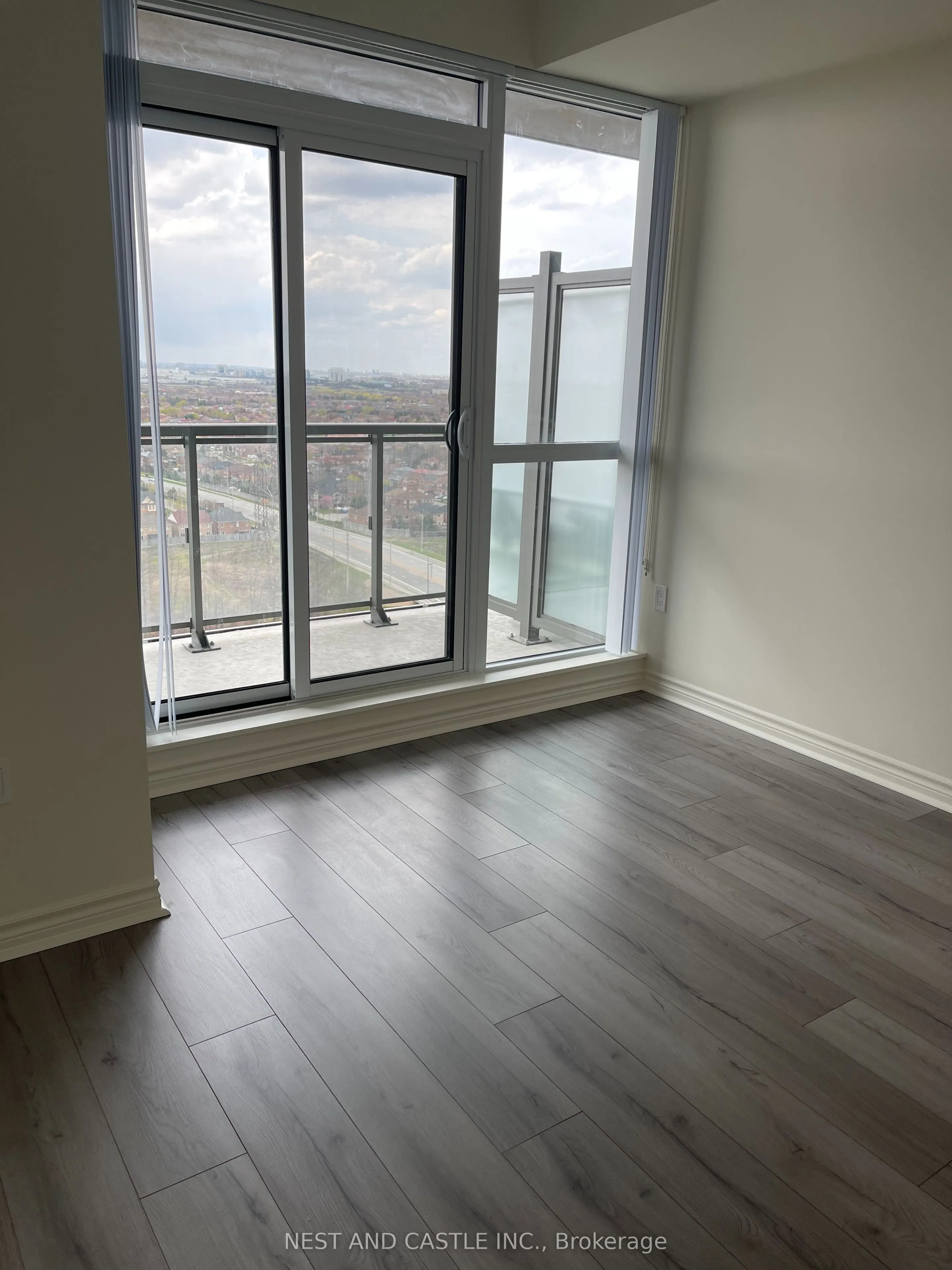 349 Rathburn Road W, #119