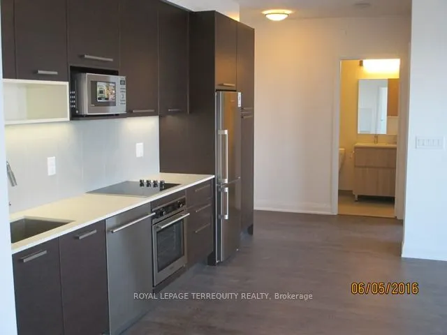 36 Park Lawn Road, #2703