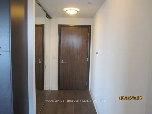 36 Park Lawn Road, #2703