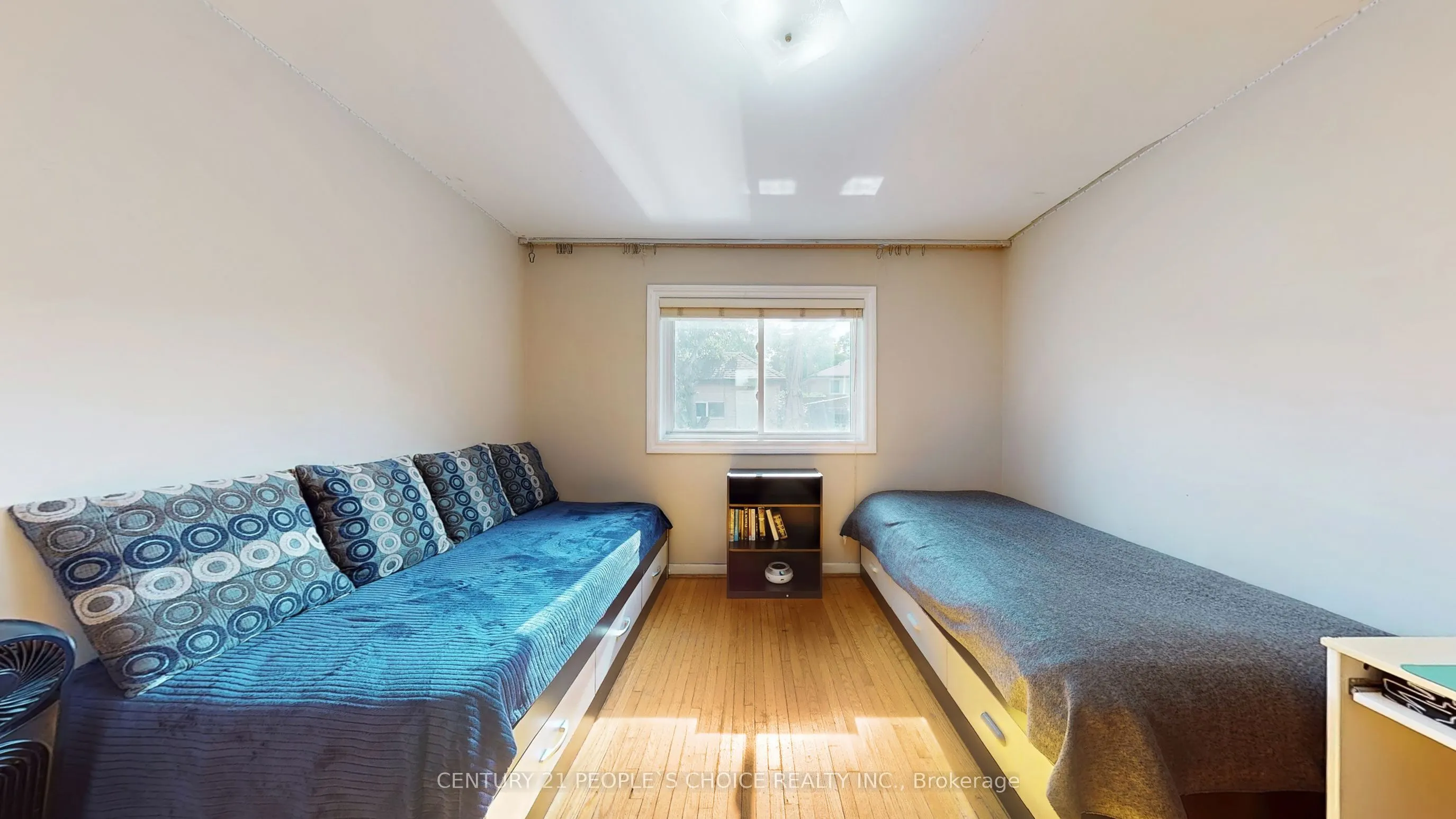 42 Clayhall Crescent